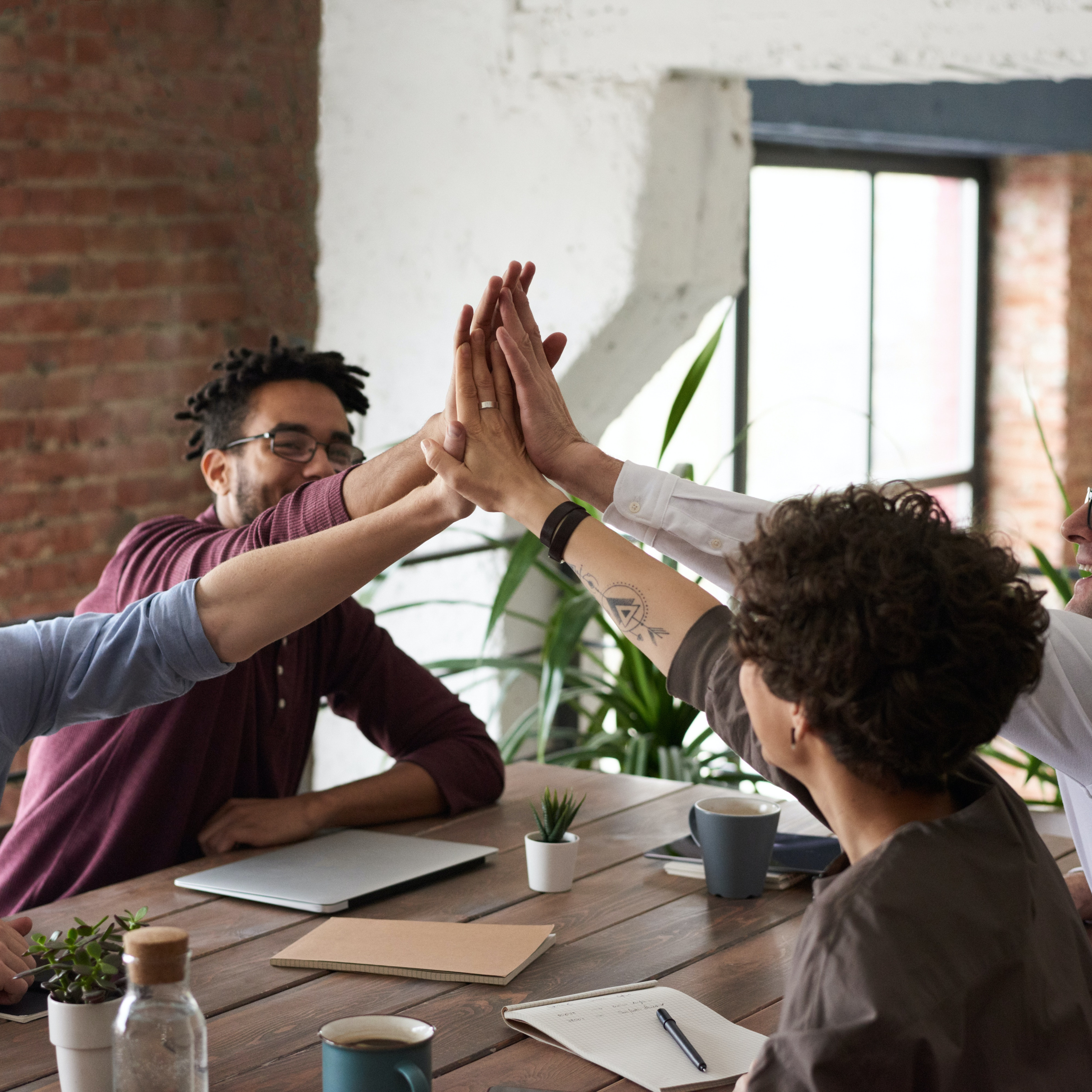New Ways to Lead: How New Leadership Styles Help Teamwork and New Ideas episode artwork