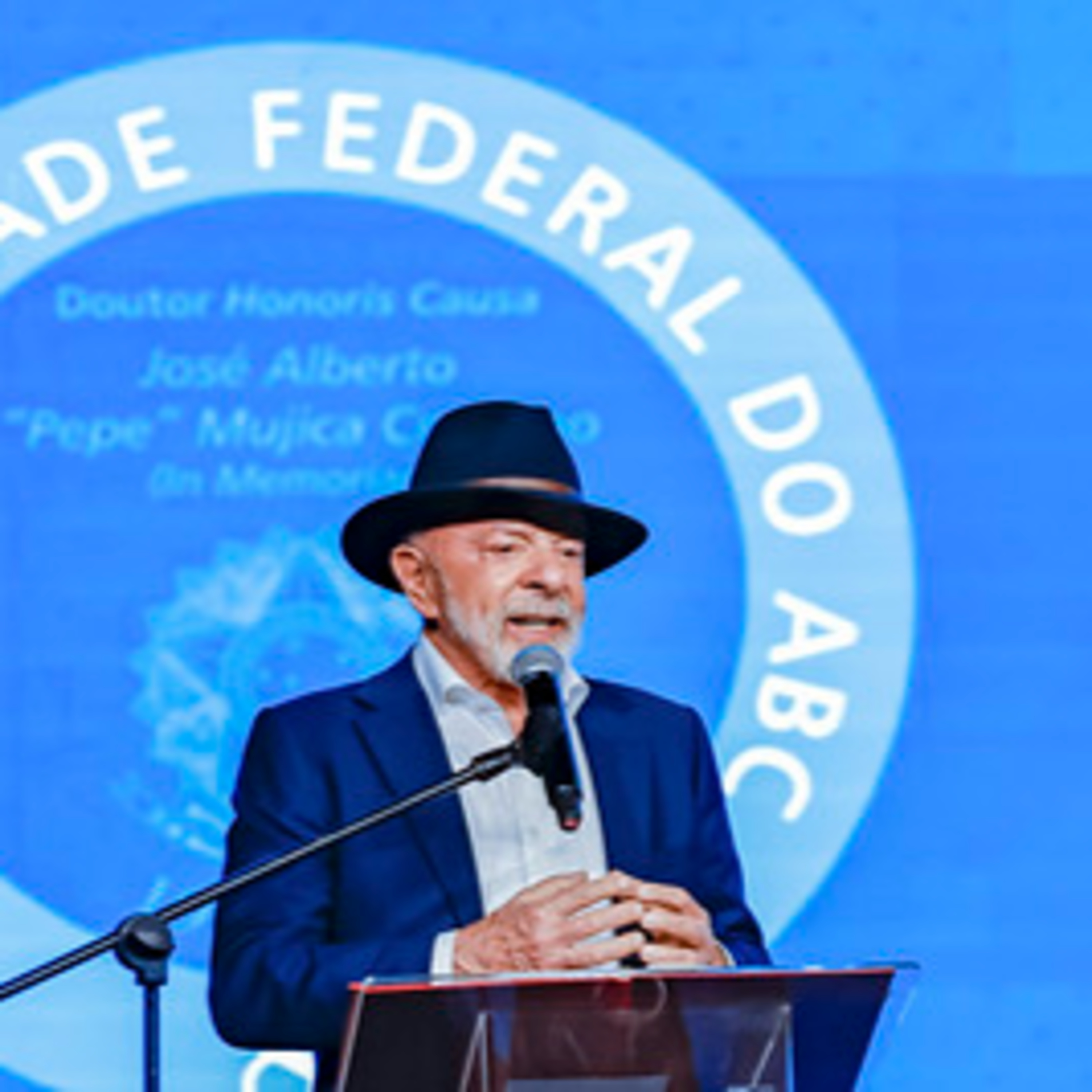 DISCURSO | Lula participa de homenagem póstuma a Mujica na Universidade Federal do ABC (19-03-26) episode artwork