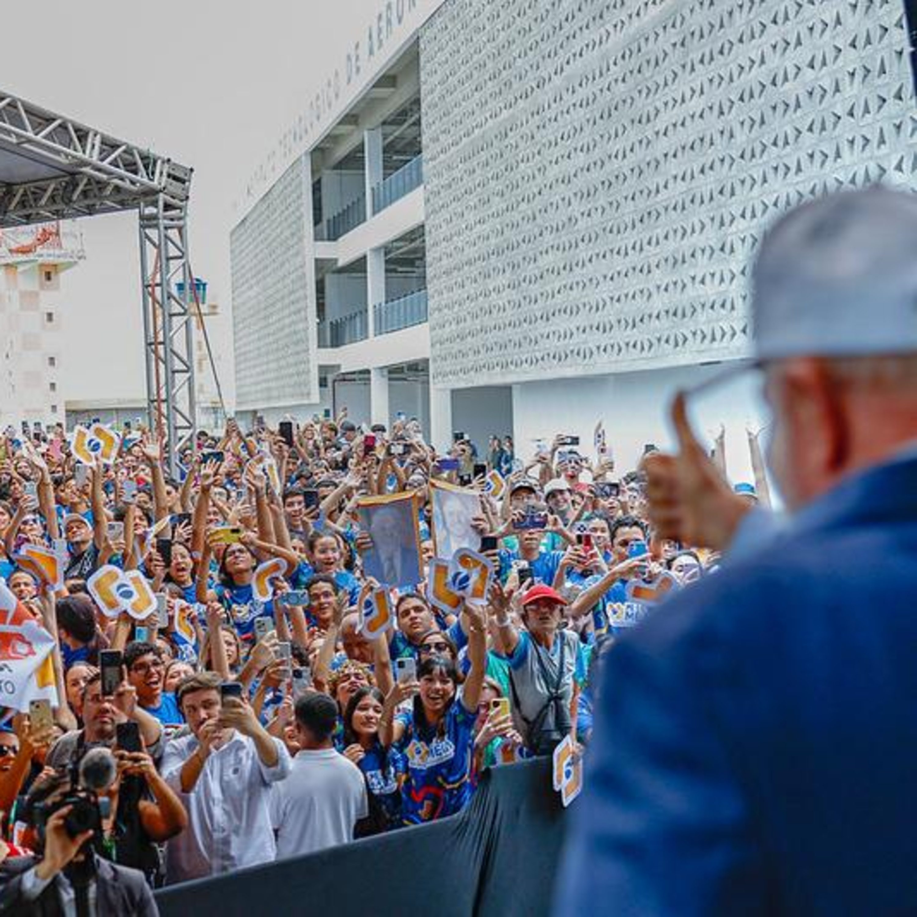 🎙️DISCURSO | Presidente Lula visita obras do ITA Ceará e celebra 2 anos do Pé-de-Meia - 01-04-26 episode artwork