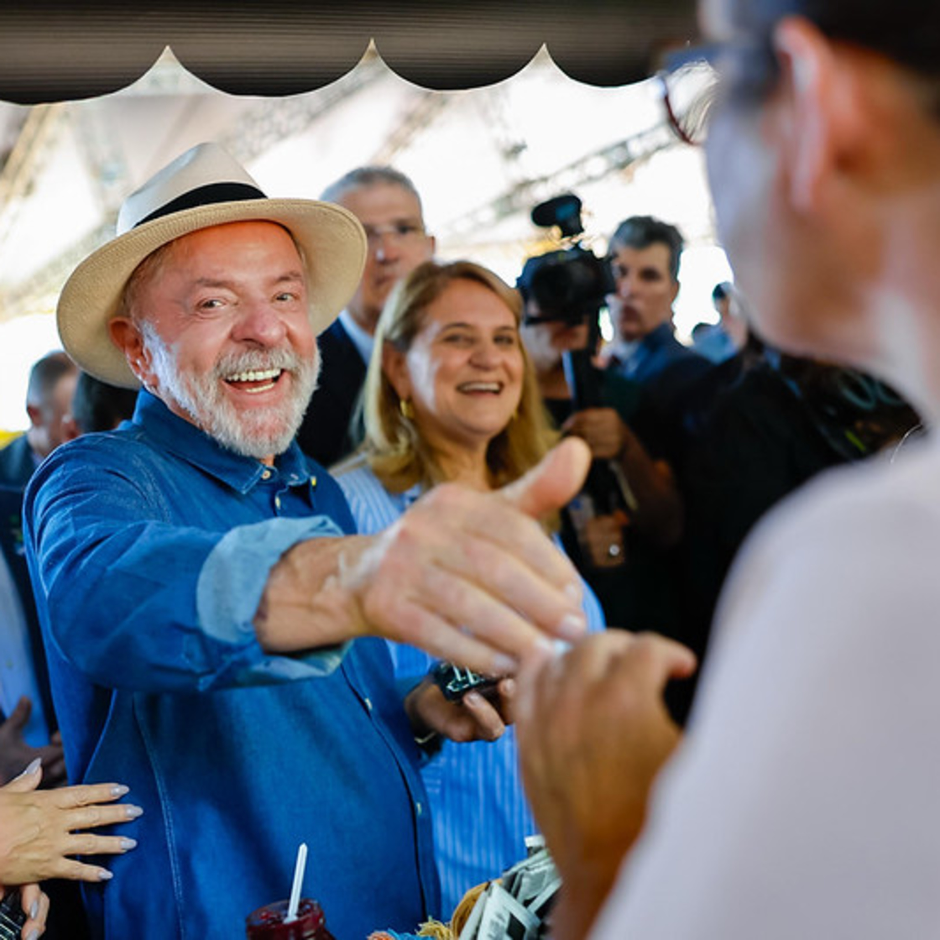 🎙️DISCURSO | Lula abre Feira Brasil na Mesa e celebra os 53 anos da Embrapa - 23-04-26 episode artwork