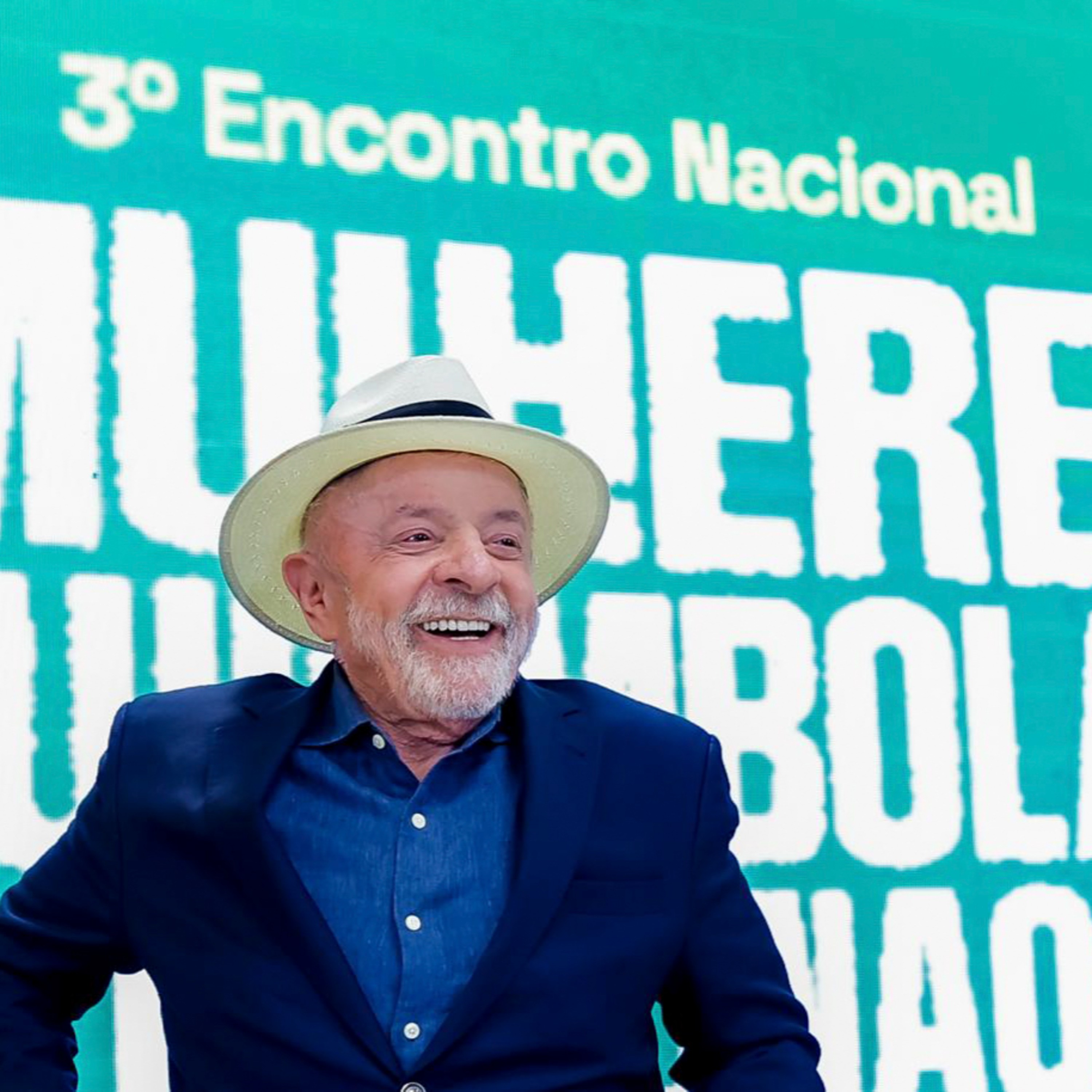 🎙️DISCURSO | Lula anuncia regularização fundiária que beneficia mais de 2,9 mil famílias quilombolas - 11-06-26 episode artwork