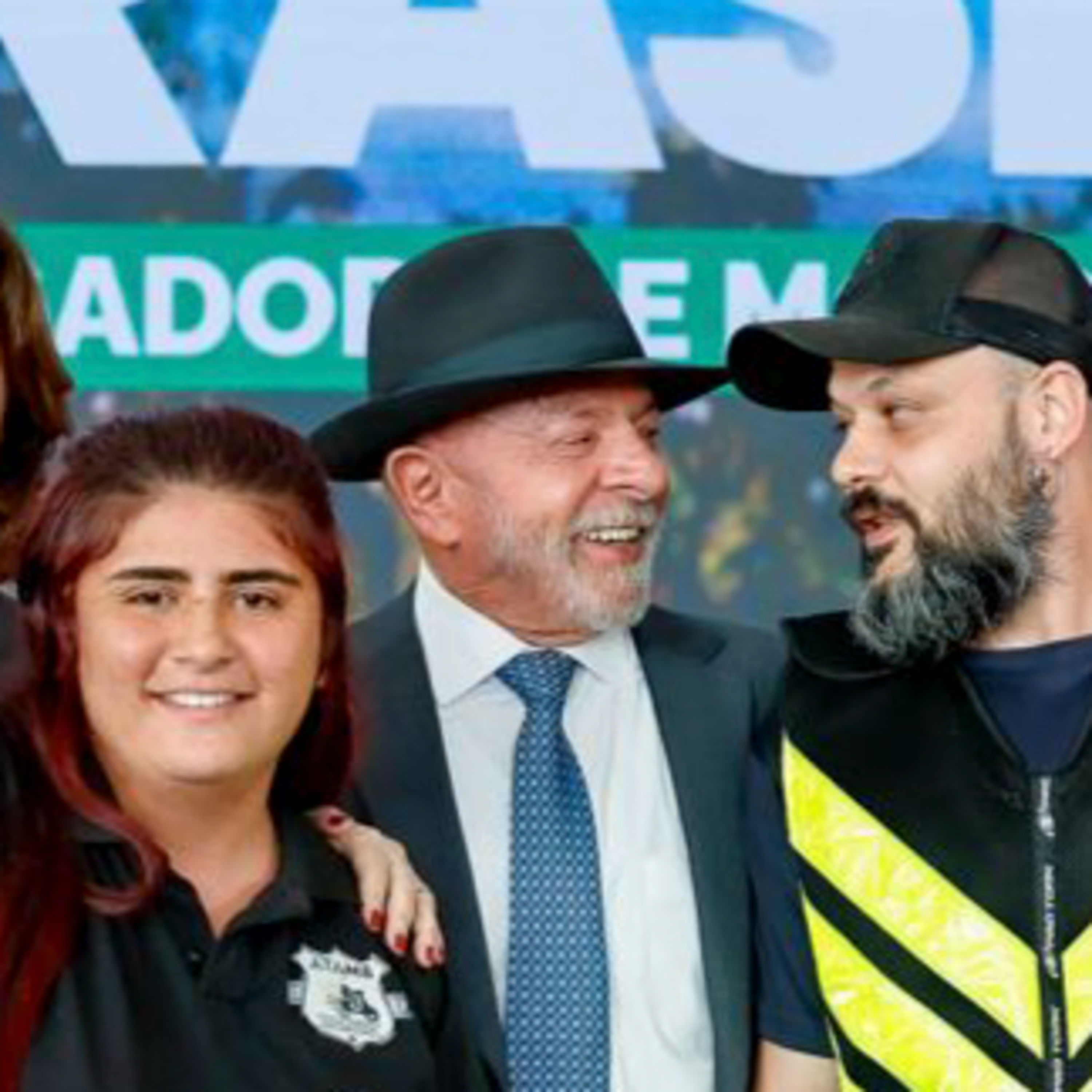 🎙️DISCURSO | Lula anuncia linha de crédito para entregadores de aplicativos financiarem motos - 12-06-26 episode artwork