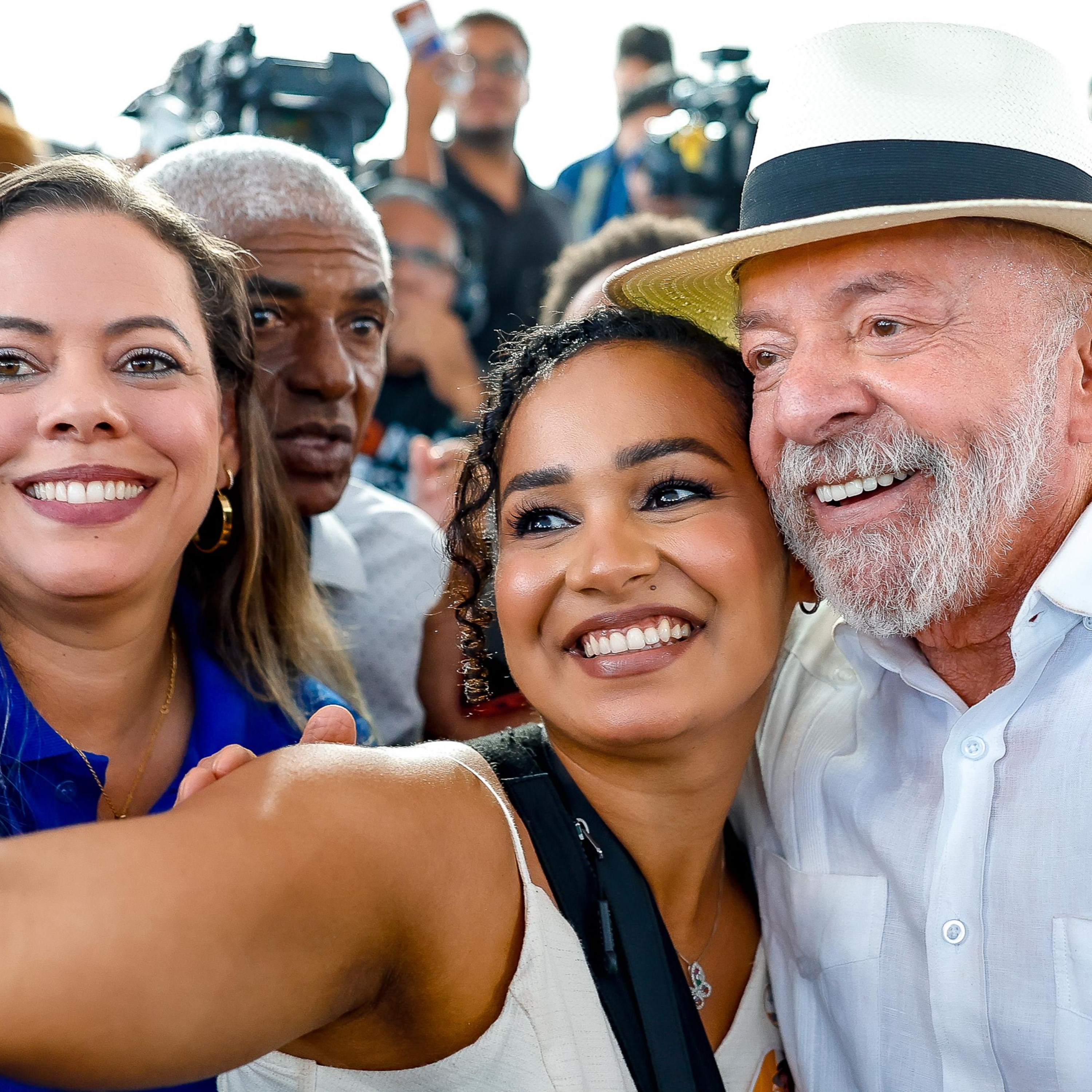 🎙️DISCURSO | Presidente Lula participa do início oficial das obras da Ponte Salvador–Ilha de Itaparica - 01-07-26 episode artwork
