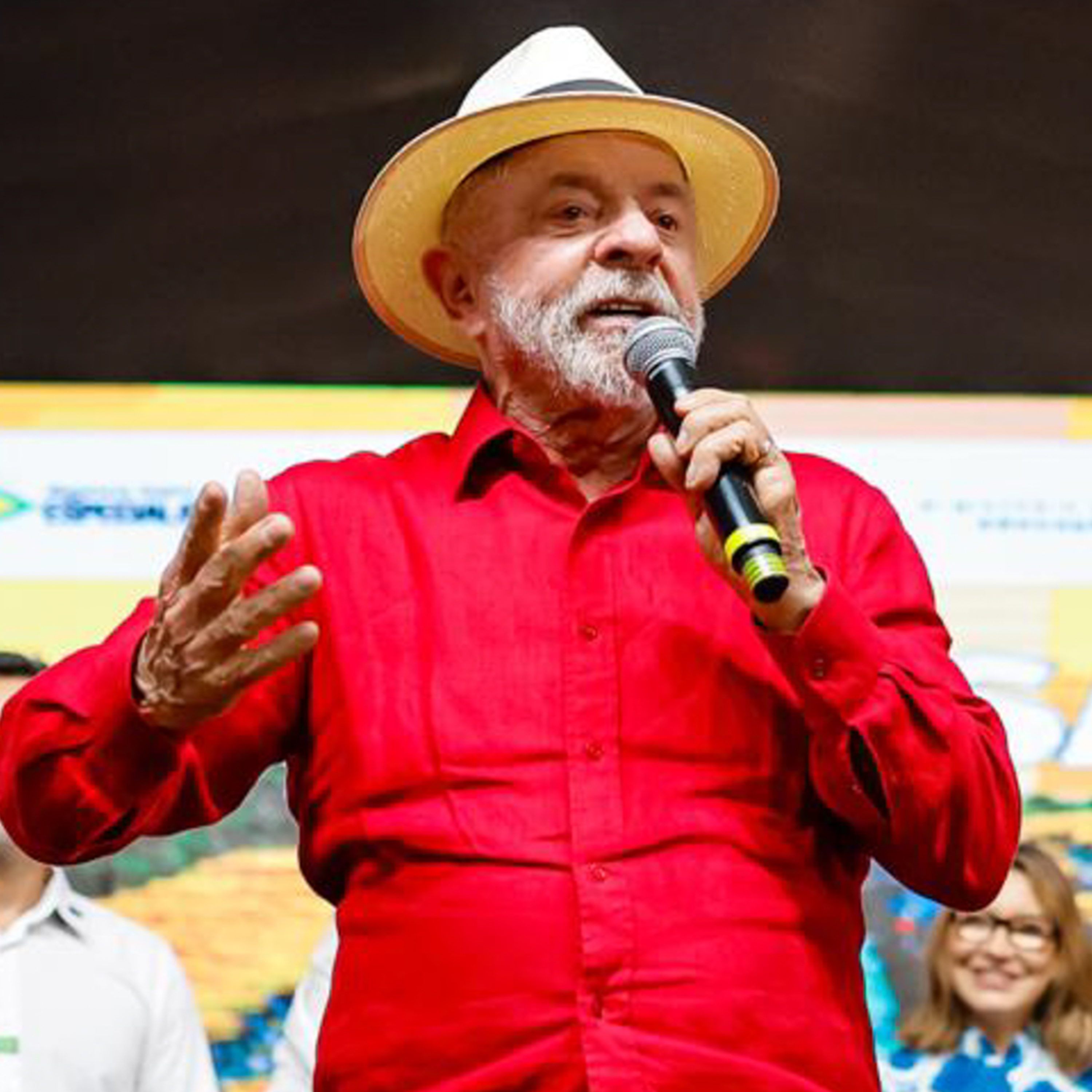 🎙️DISCURSO | Lula participa de ato de entrega de ônibus escolares e unidades móveis de saúde para o Ceará - 02-07-26 episode artwork