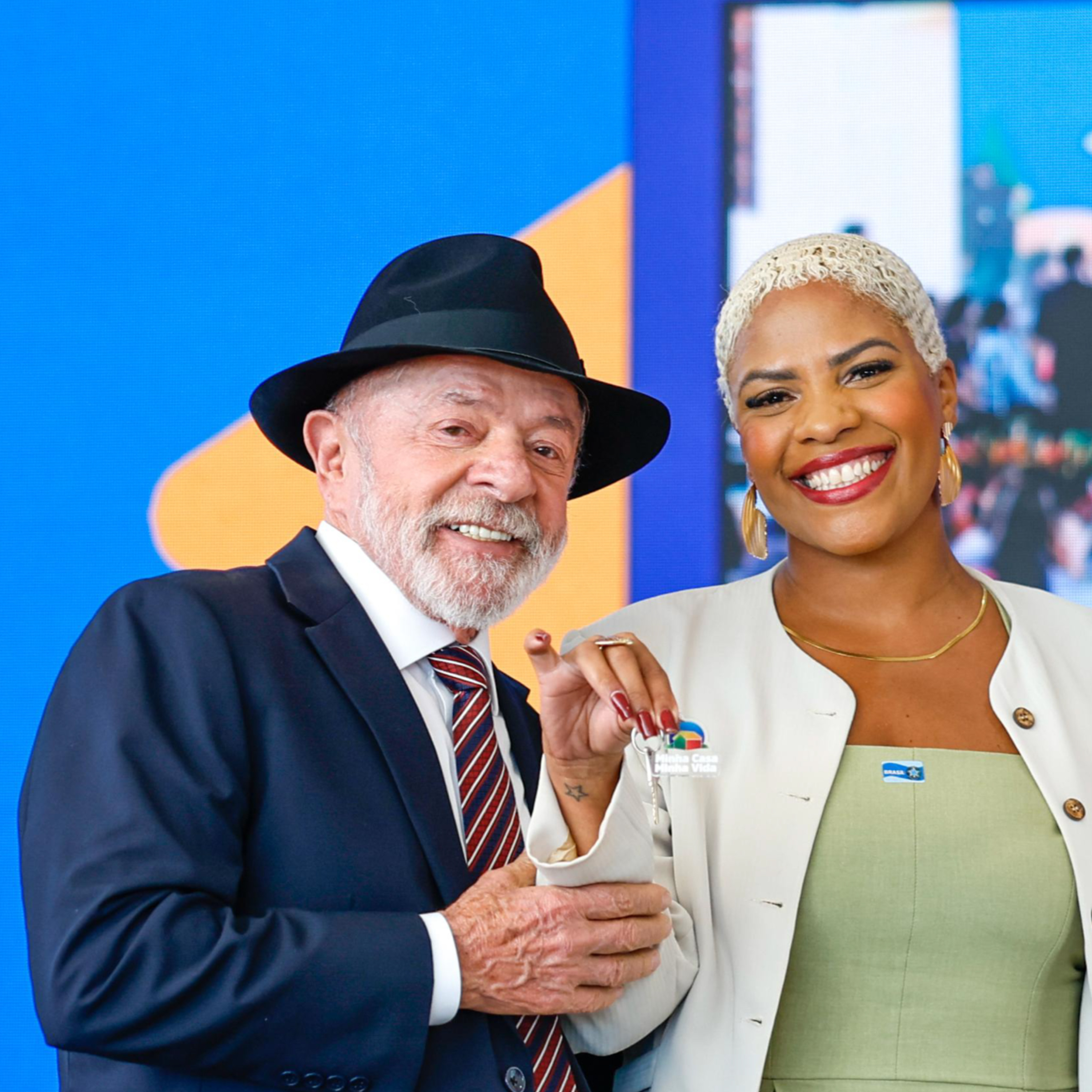 🎙️DISCURSO | Lula participa da cerimônia de entrega nas áreas de saúde, educação e habitação - 03-07-26 episode artwork