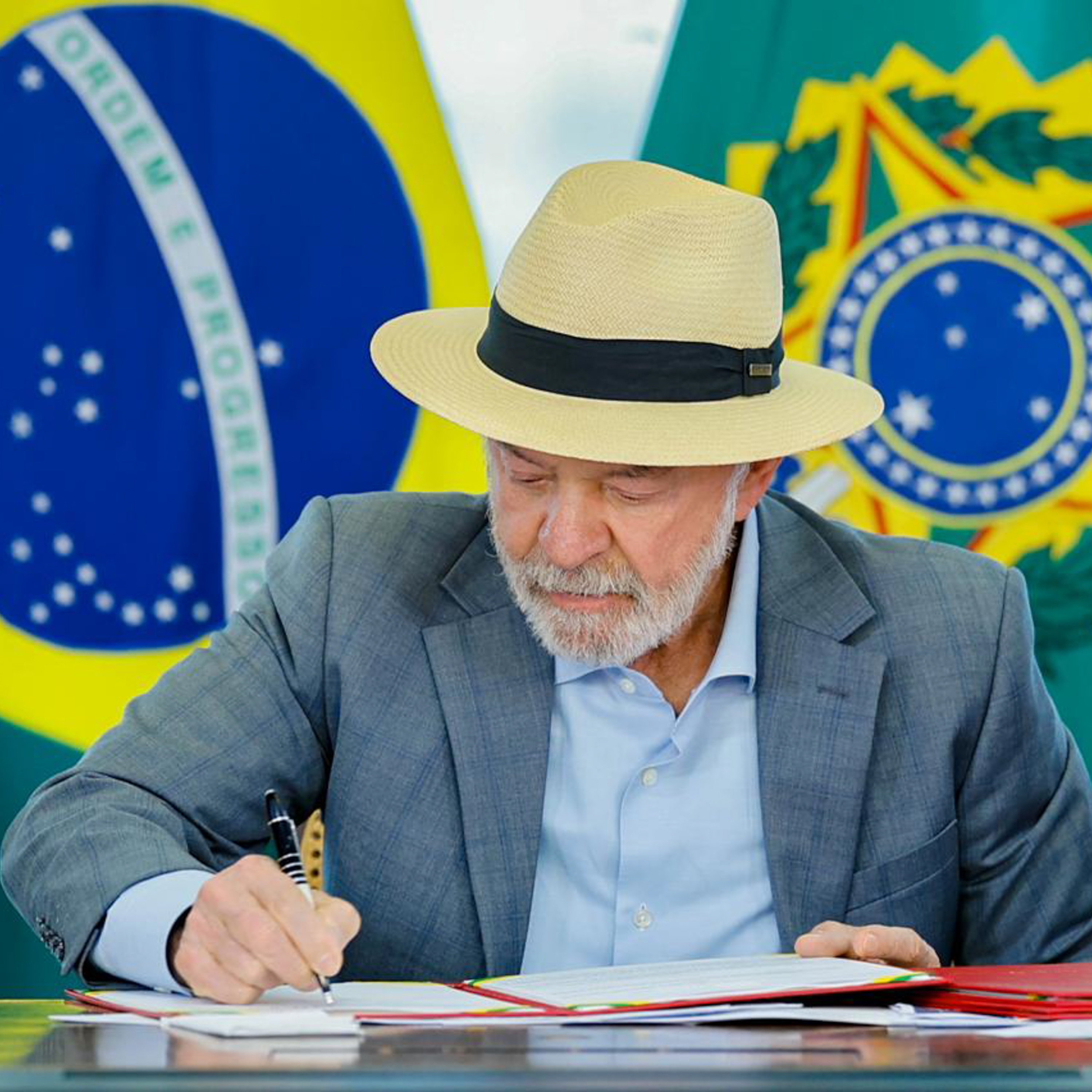 🎙️DISCURSO | Presidente Lula sanciona leis de proteção às mulheres e reforça o combate à violência - 29-07-26 episode artwork