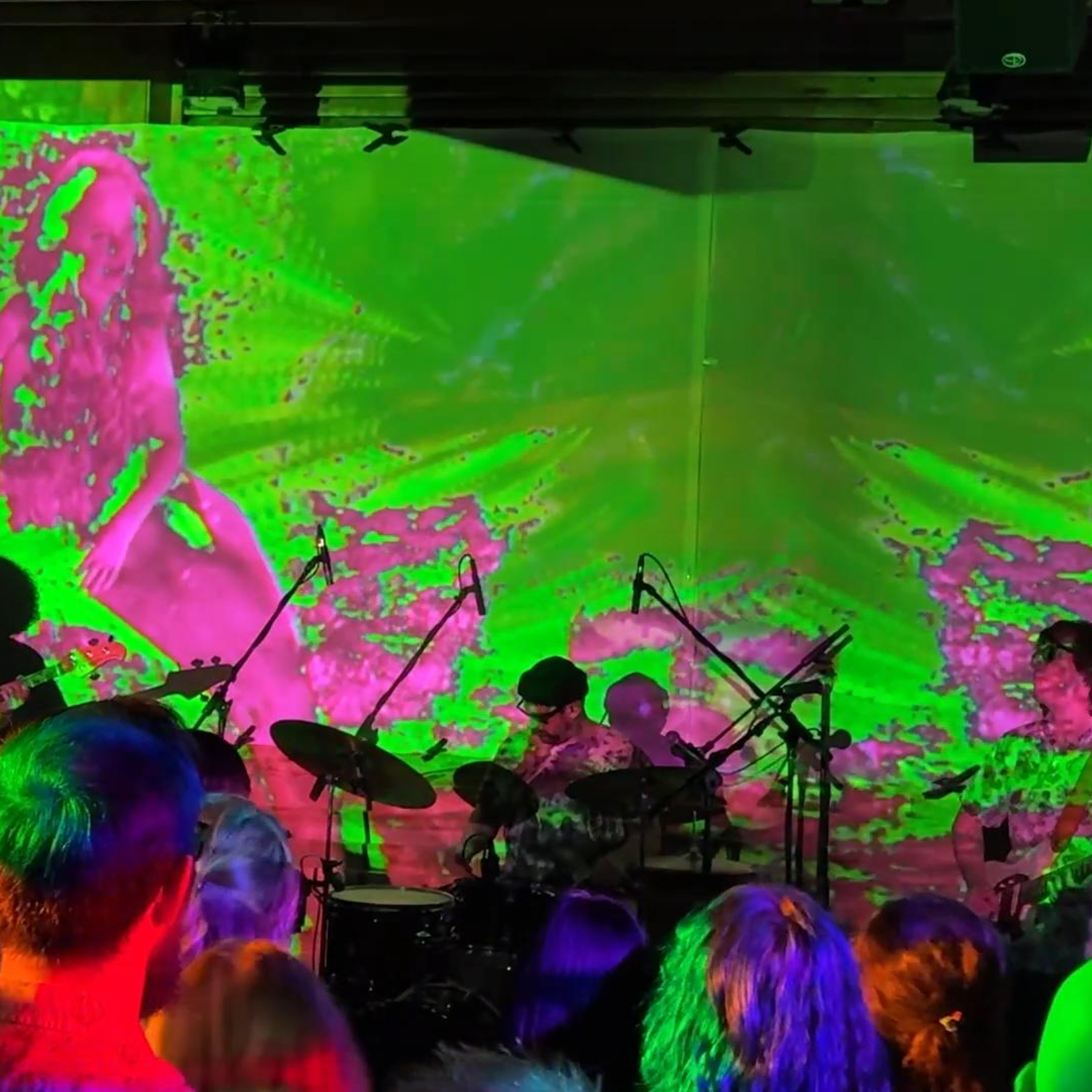Super Nuclear - From Oil & Dye to Digital the Evolution of Live Visuals in Modern Music episode artwork
