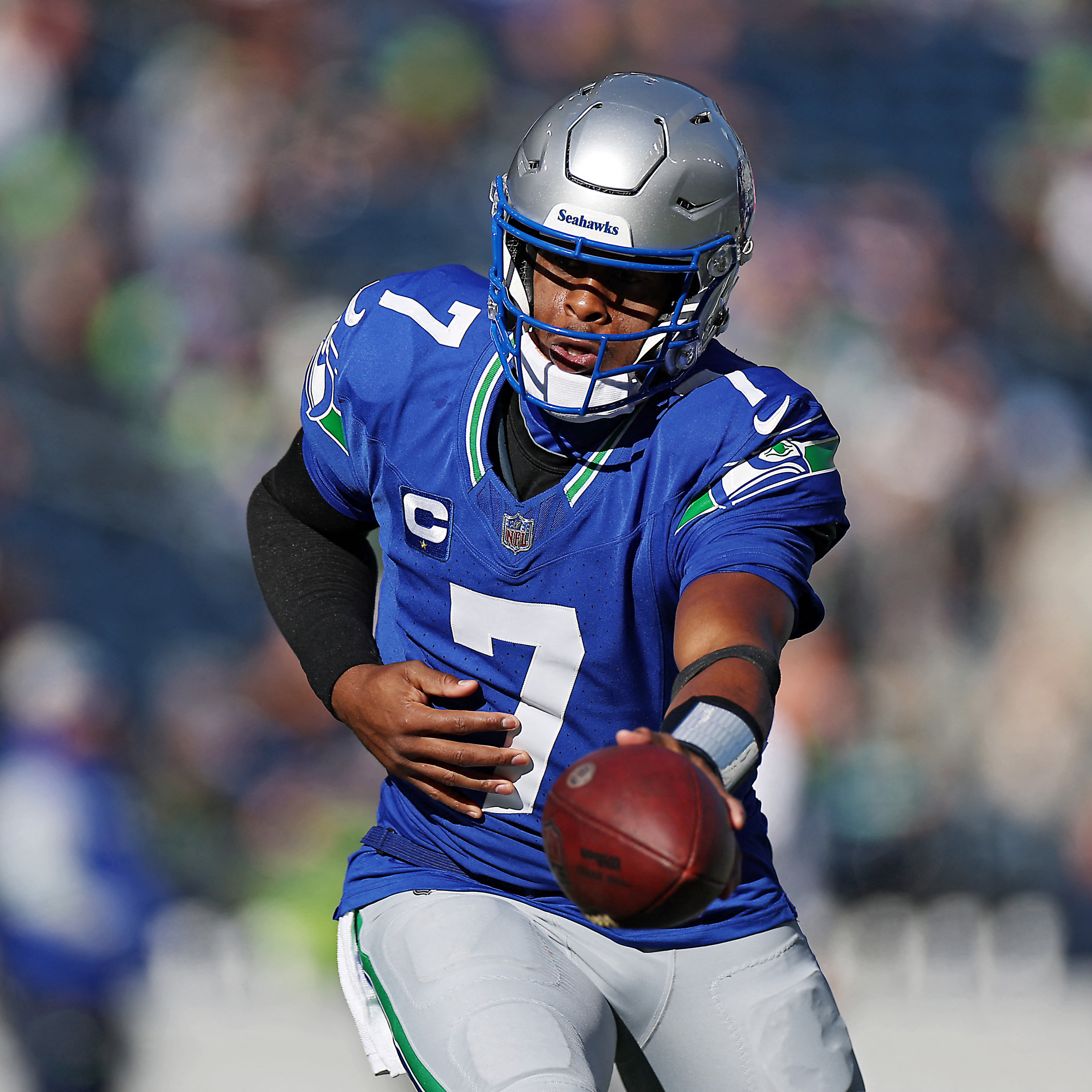 Após 8 rodadas, quem chega como favorito aos playoffs da NFL? episode artwork