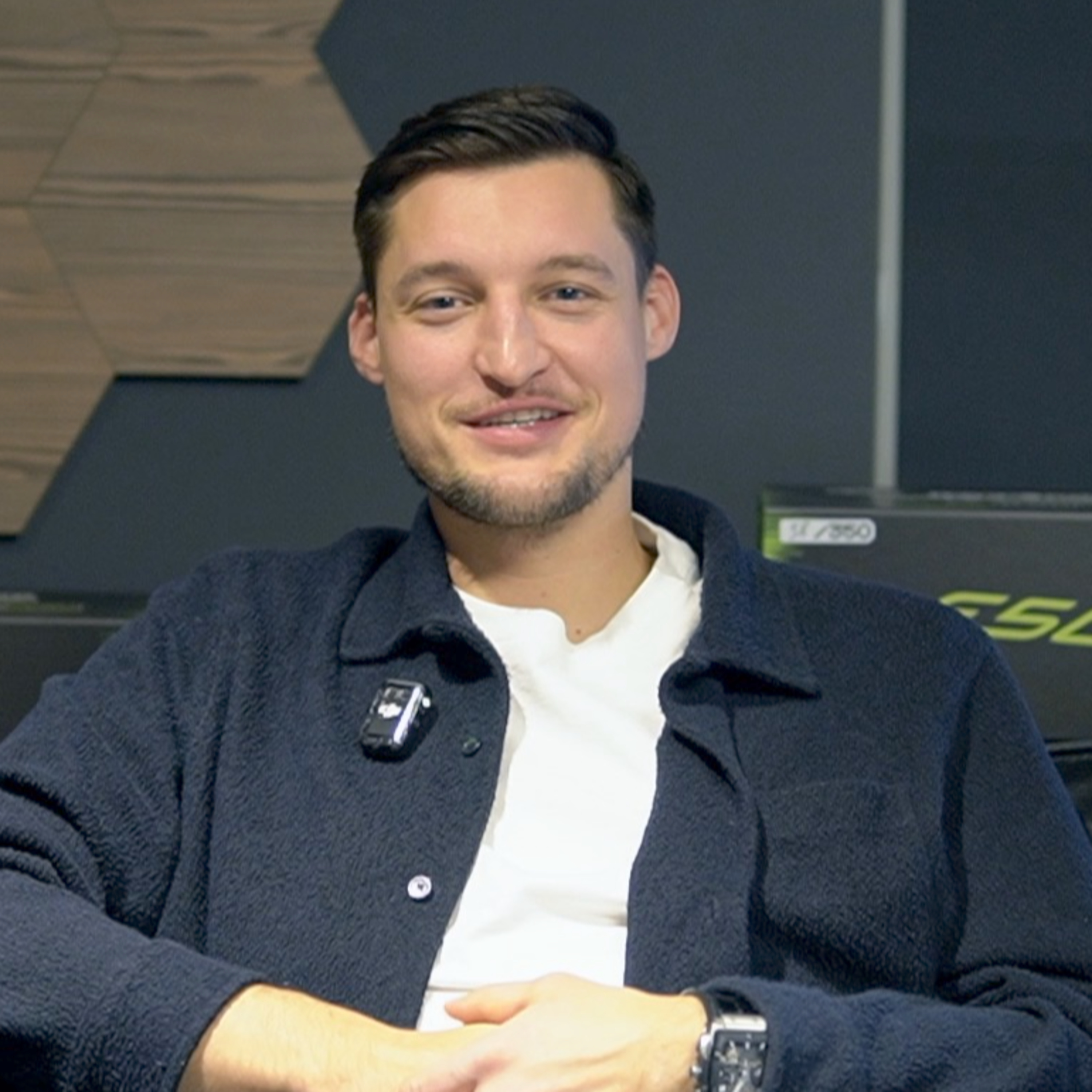 W LEGII ZARABIAŁEM 100 TYSIĘCY - MICHAŁ ŻYRO