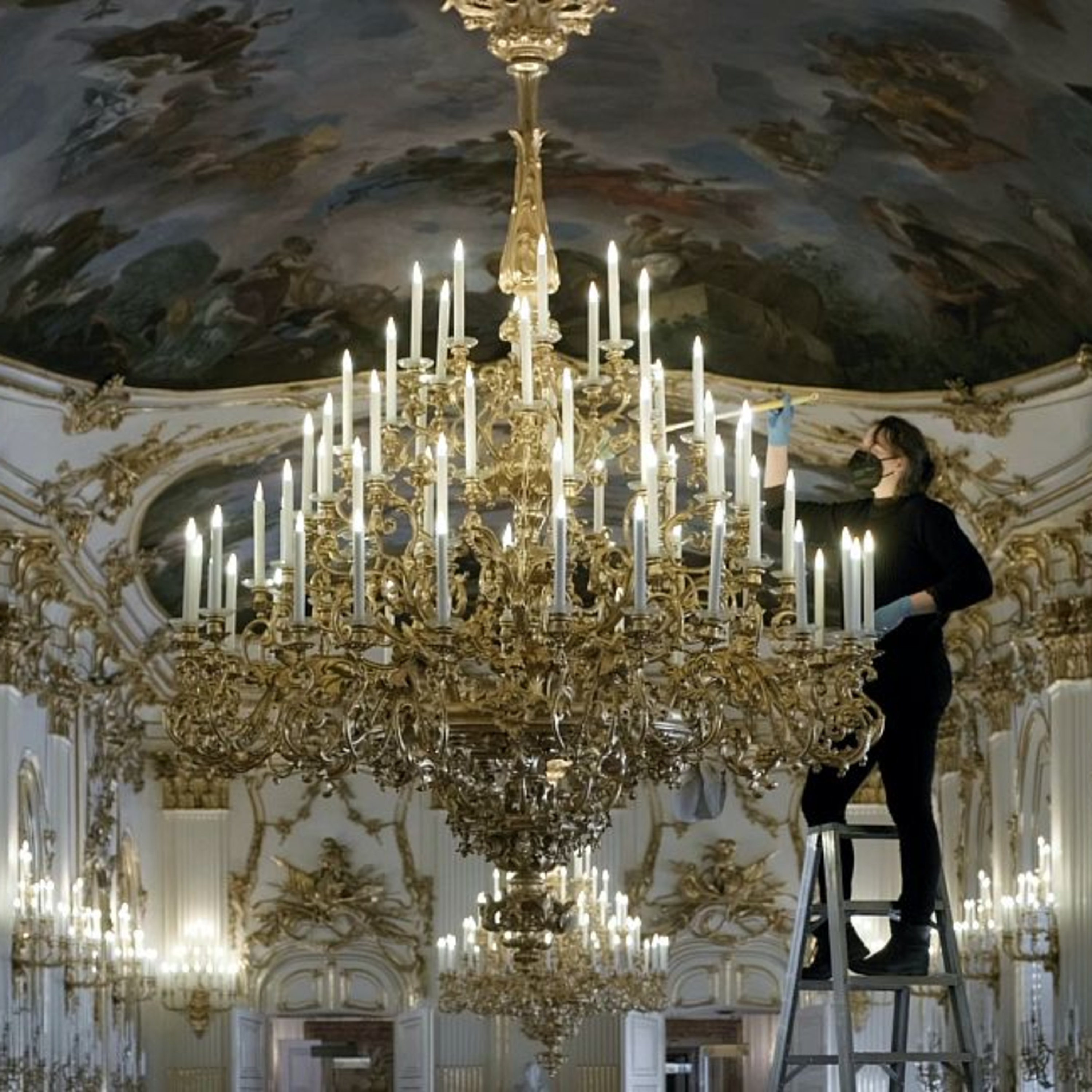 DOK.fest München Podcast. Im Kino. Zuhause.