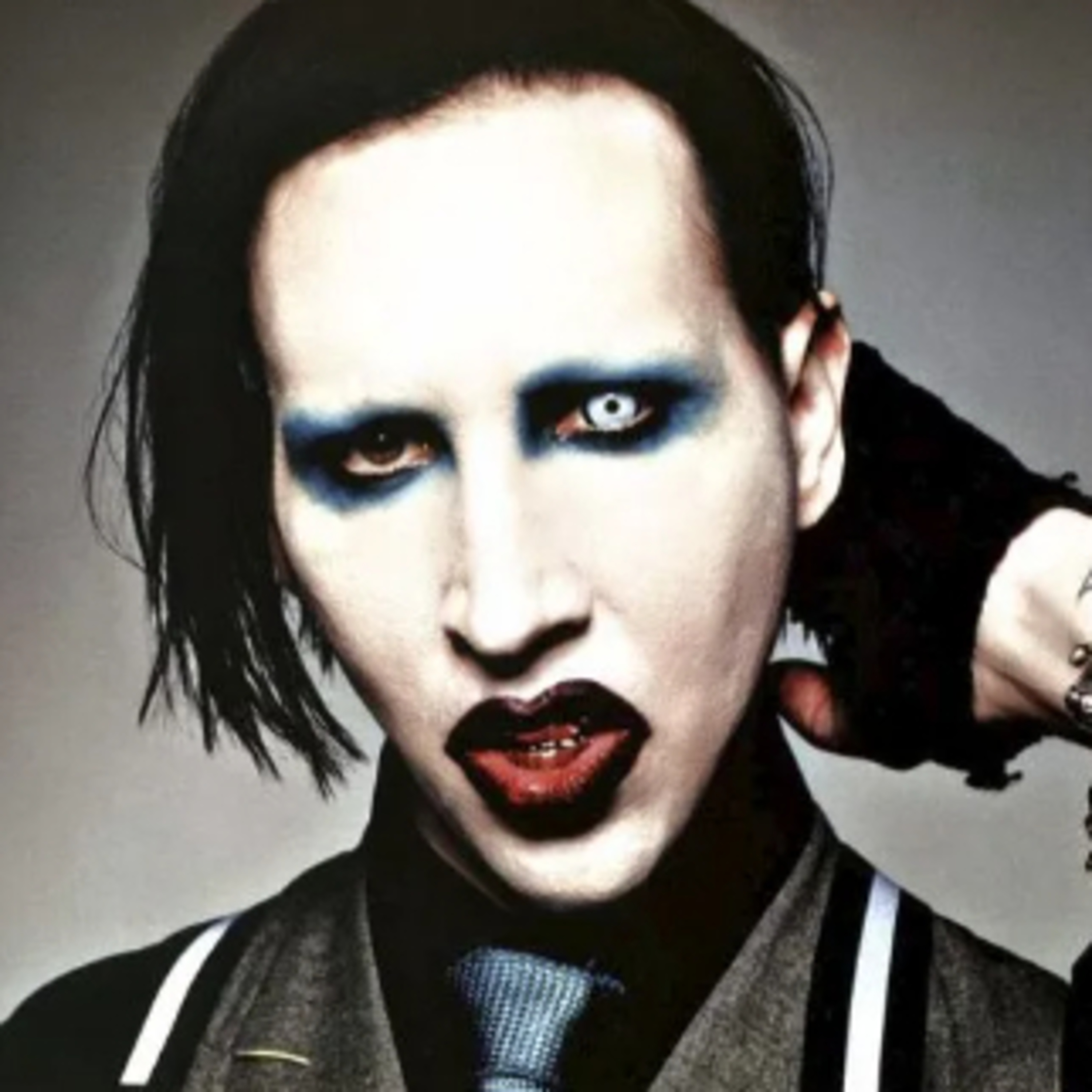 🎙️ CWT455: Marilyn Manson: Back On Stage, Still in the Shadows