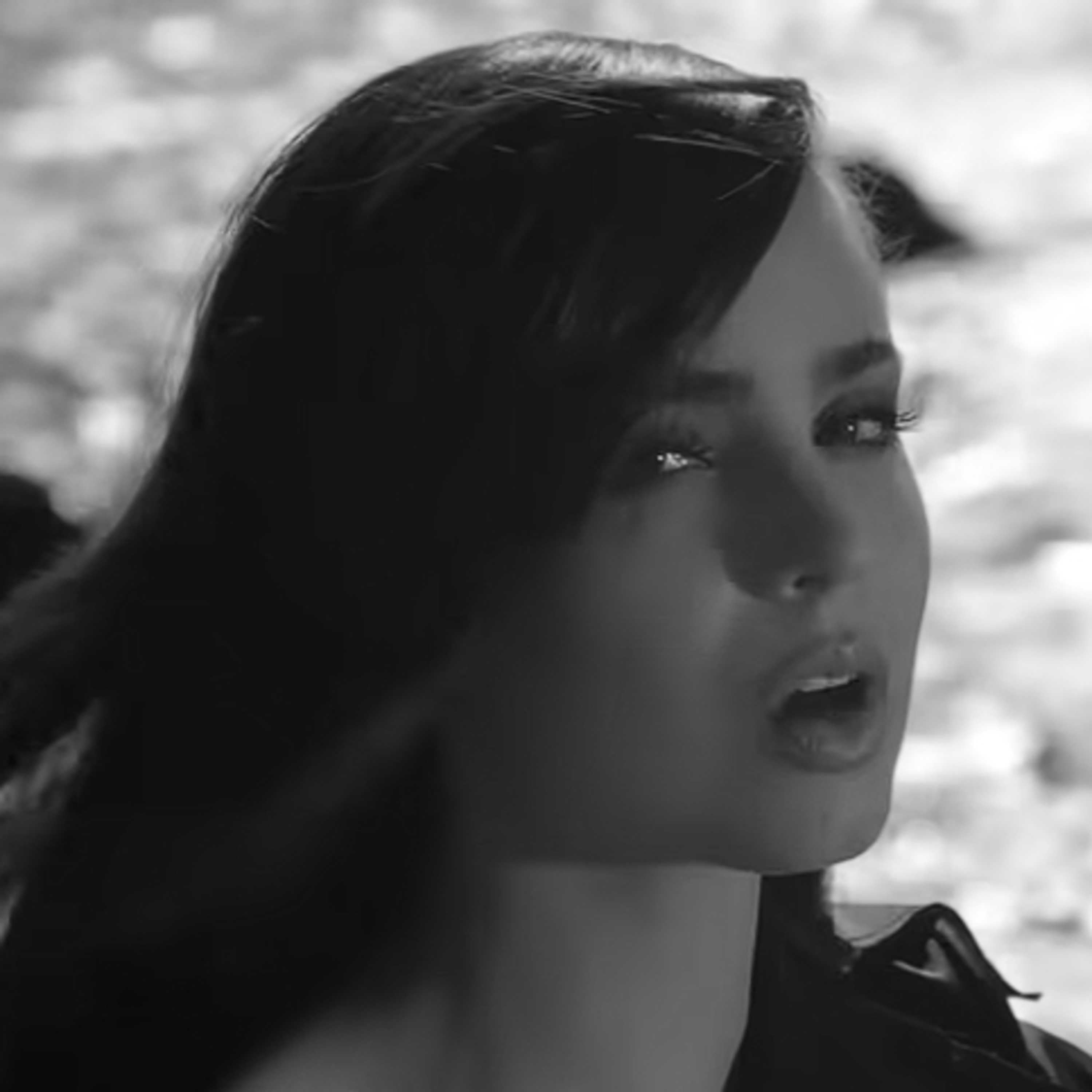 CWT650: Sofia Carson’s 'Hold On to Me' — MUSIC VIDEO REVIEW episode artwork
