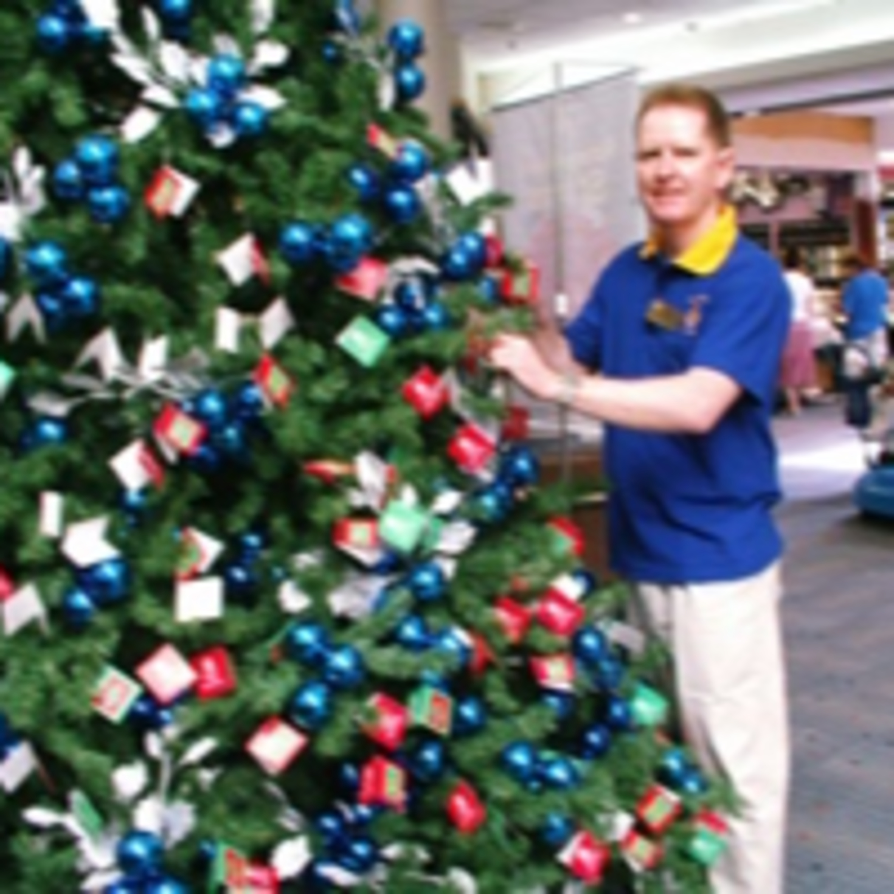Spreading the Joy of Christmas with St Ives Rotary