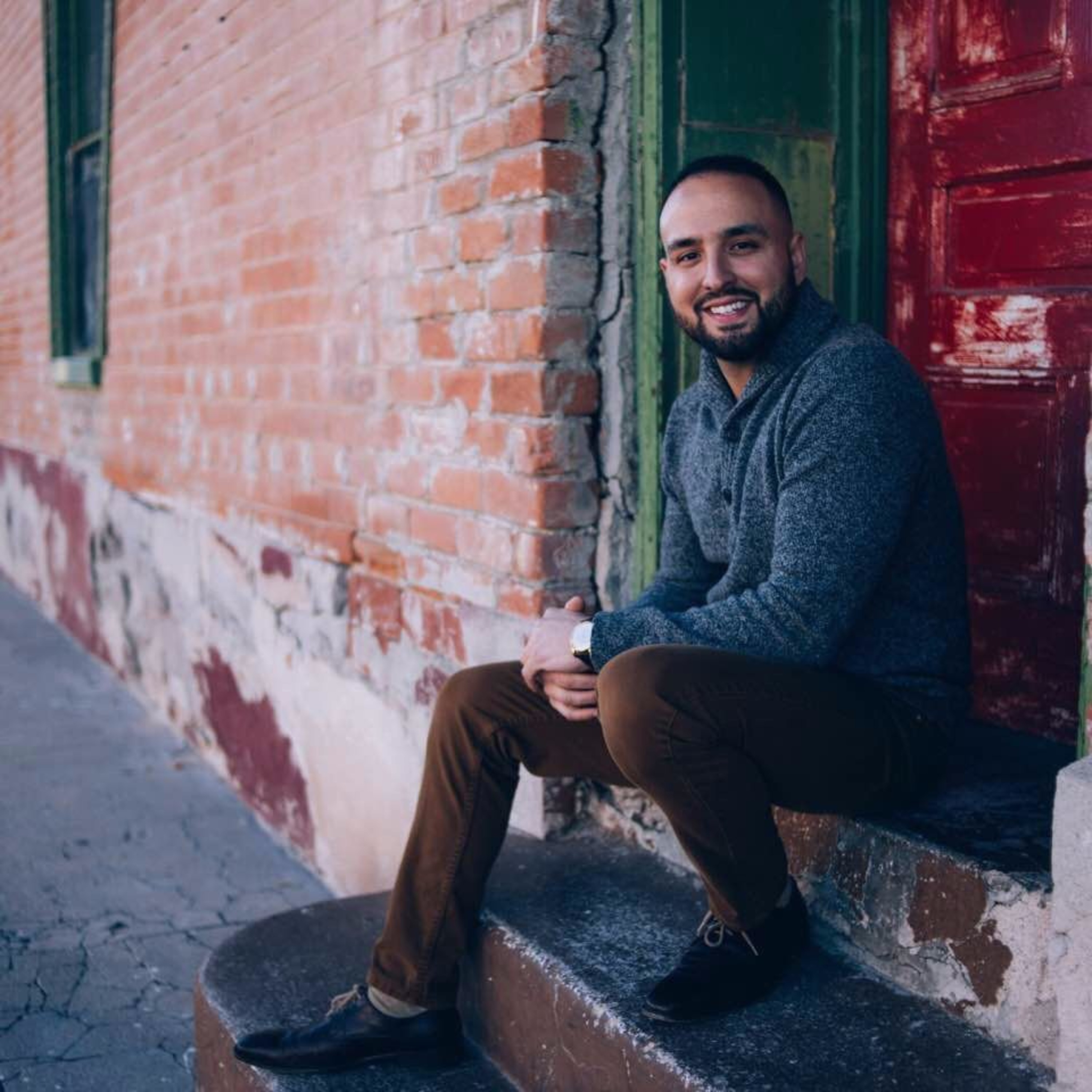 The SocialRay Podcast: Stories of Entrepreneurs & Influencers