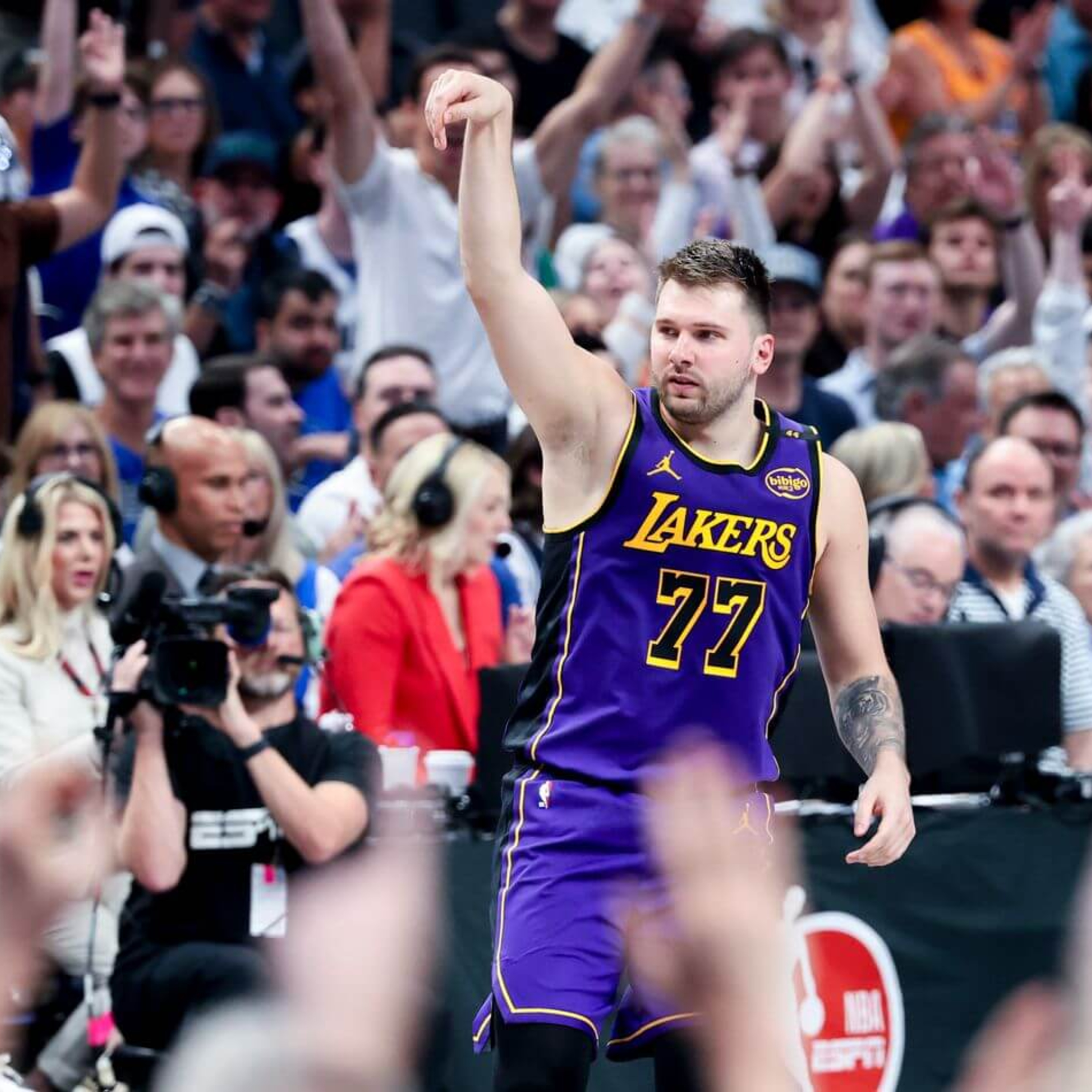 Luka Returns To Dallas & Steelers Should Trade TJ Watt episode artwork