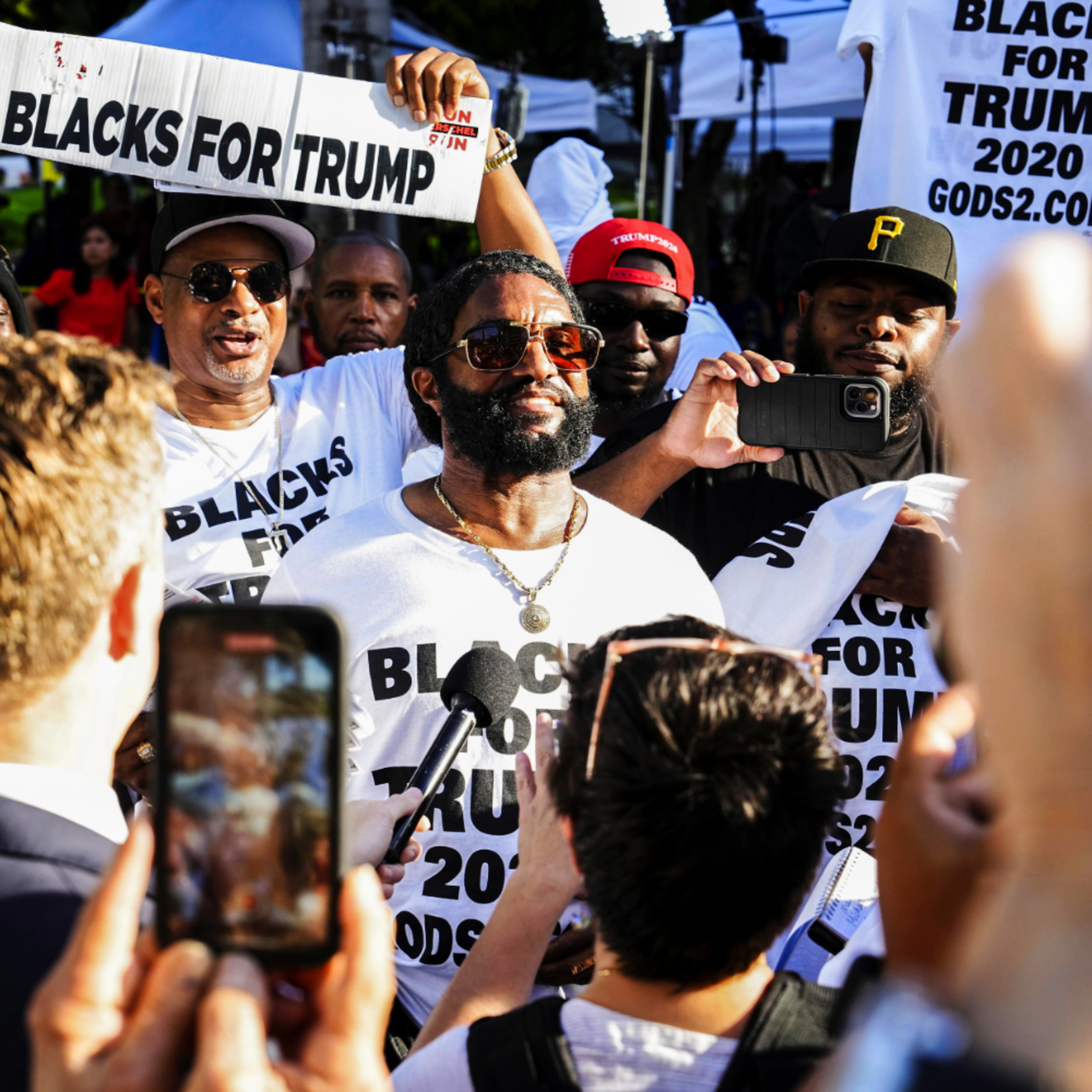 La comunidad negra se vuelca con Trump: se triplica el apoyo episode artwork