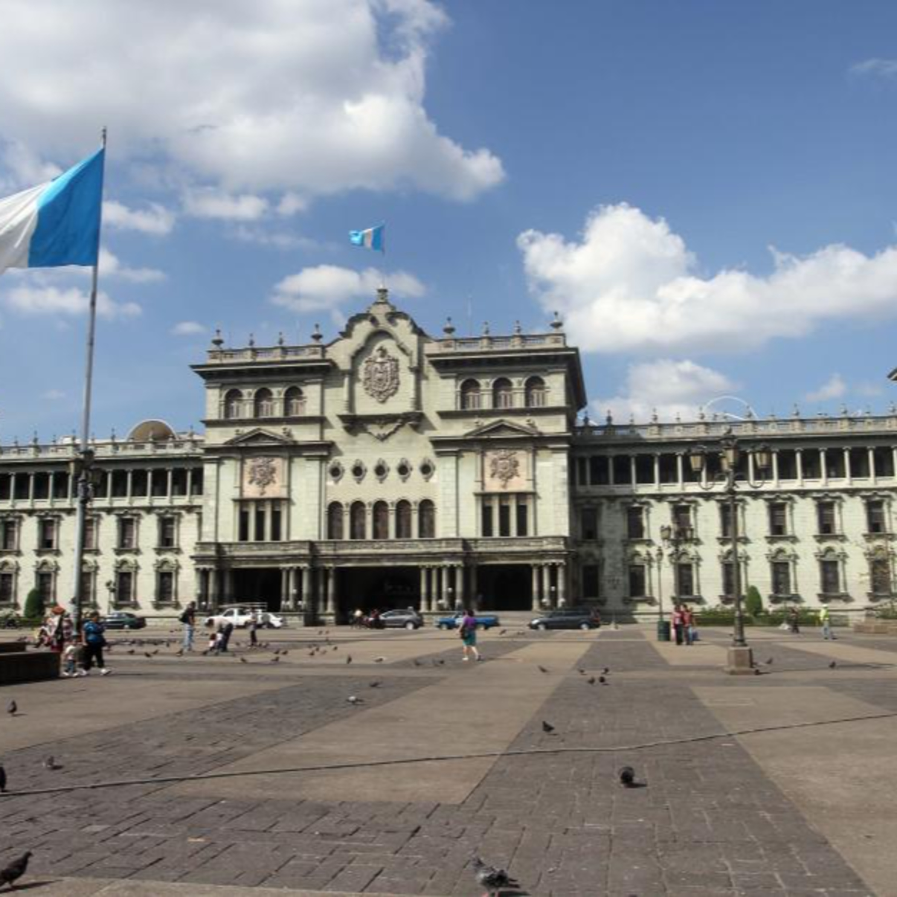 Se autorizó el permiso laboral a los empleados de entidades públicas para el lunes 26 de junio debido a las Elecciones 2023 episode artwork