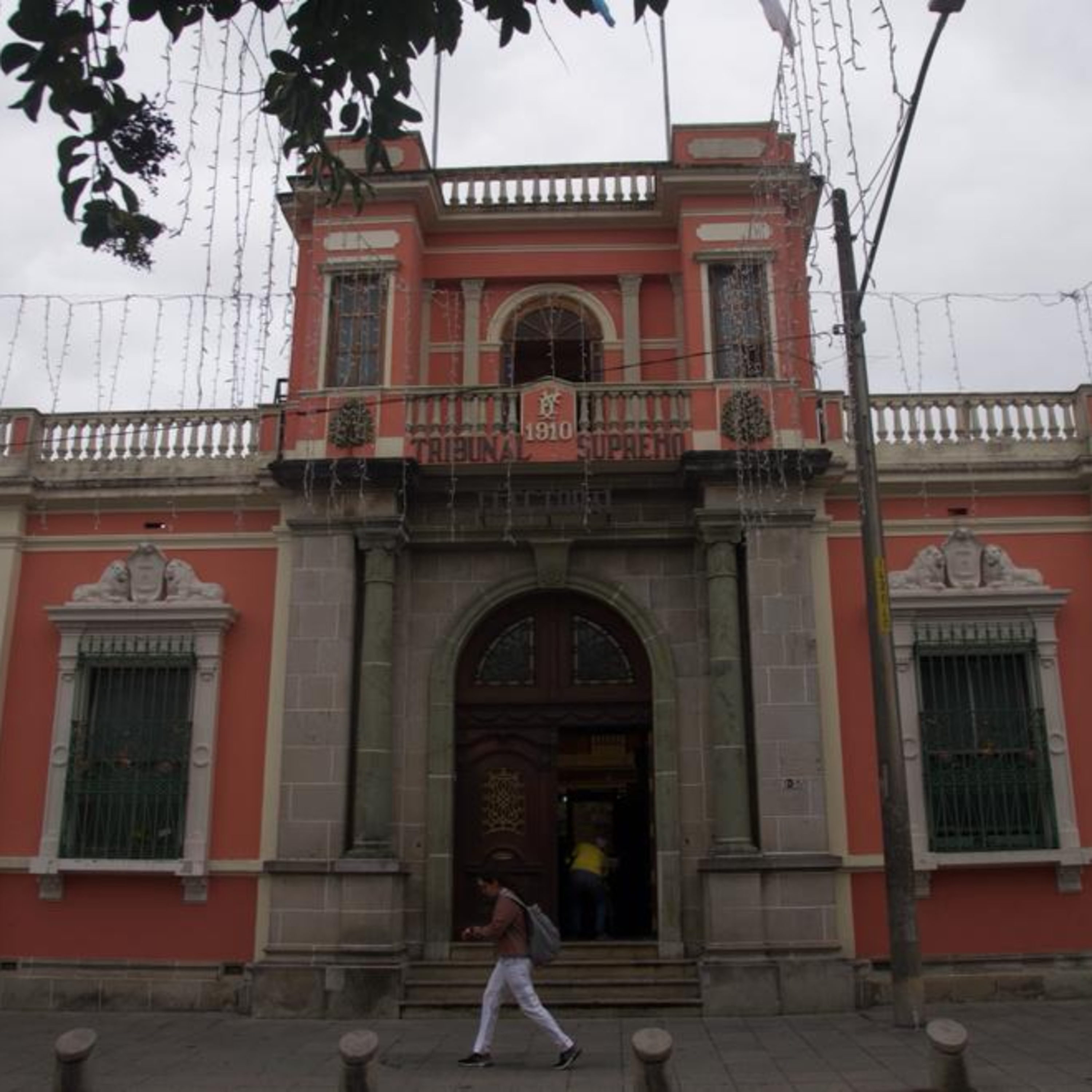 TSE contabiliza 24 denuncias por irregularidades relacionadas con partidos episode artwork