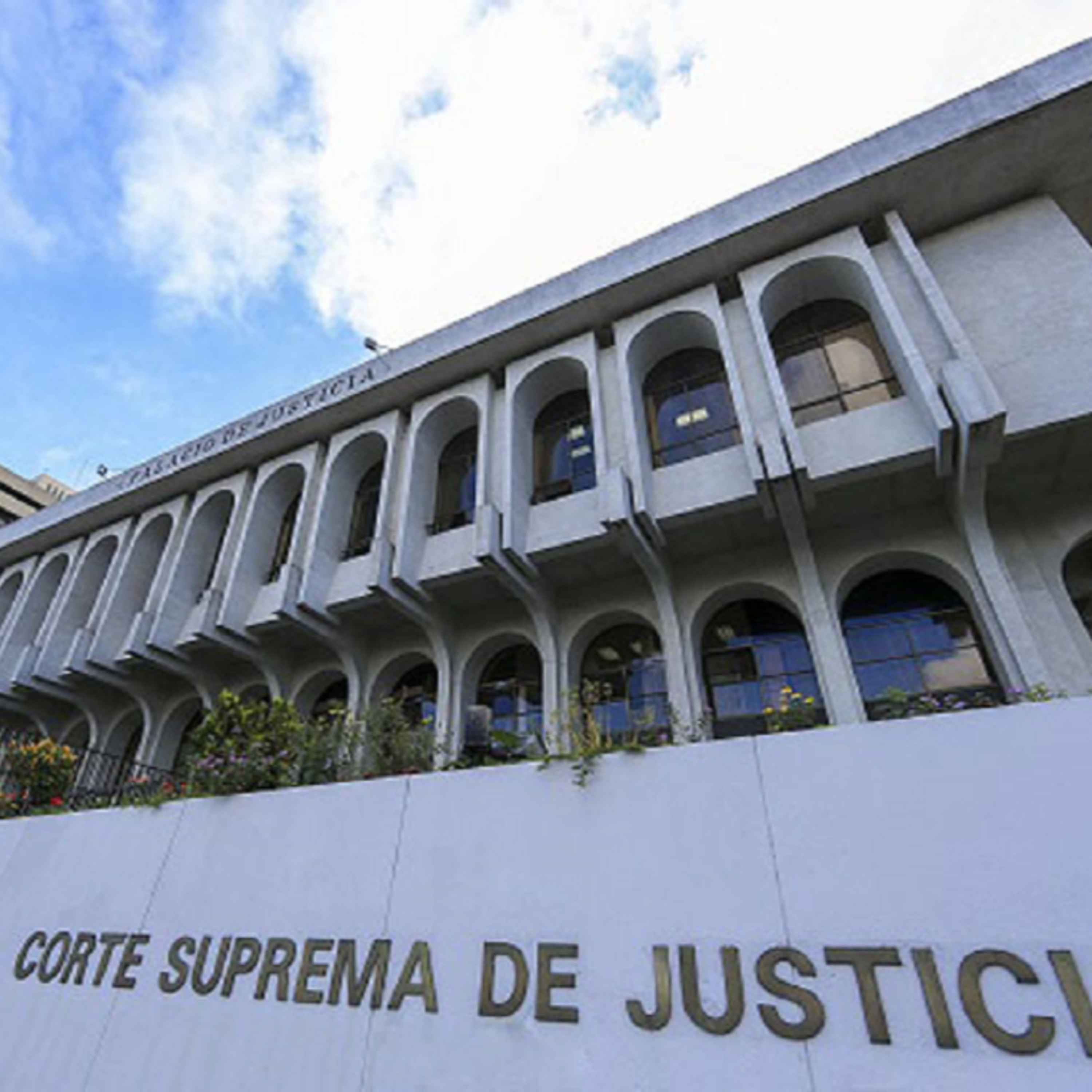 CSJ rechaza recurso de presidente electo para frenar acciones del MP episode artwork