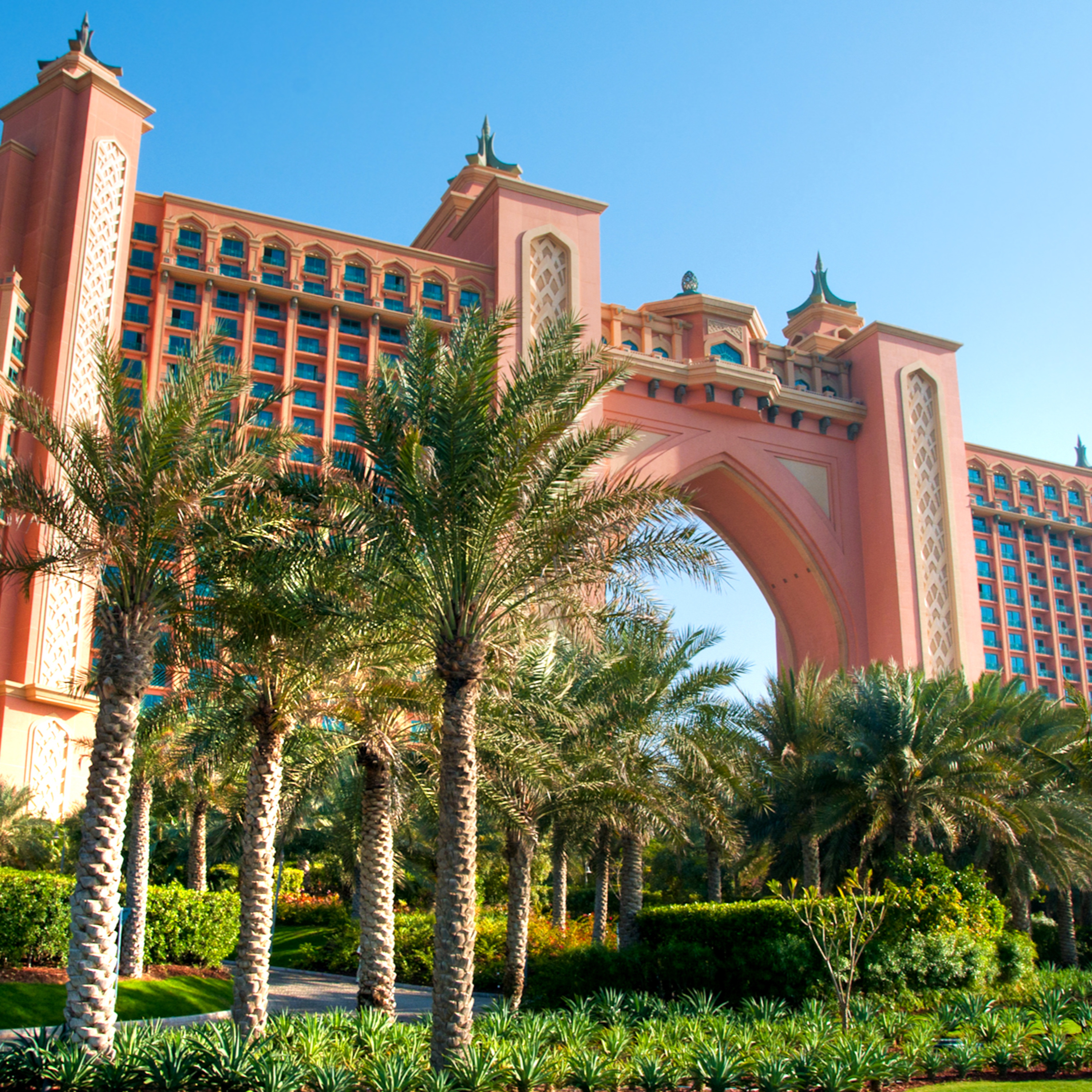 Ep. 149 - Atlantis Bahamas: A First-Timer’s Guide to Paradise Island’s Mega-Resort episode artwork
