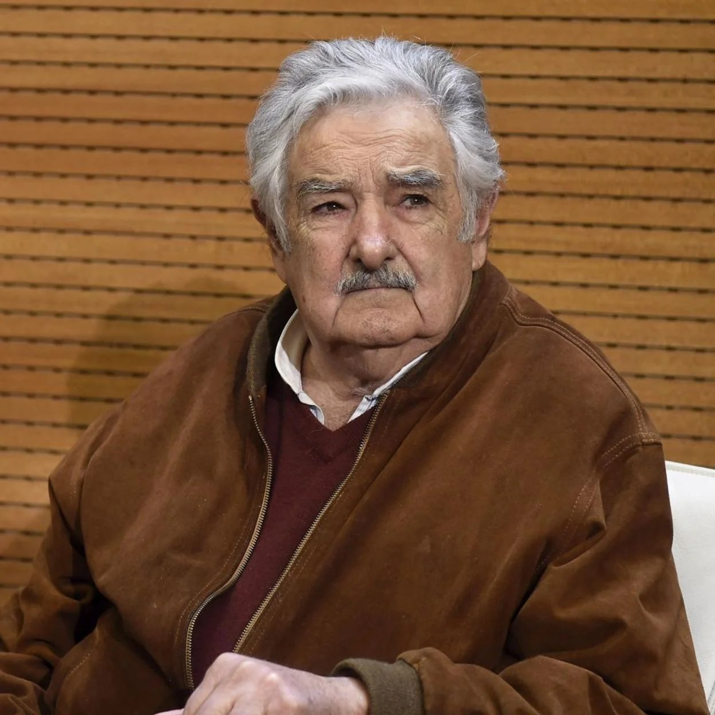 El legado de Mujica episode artwork