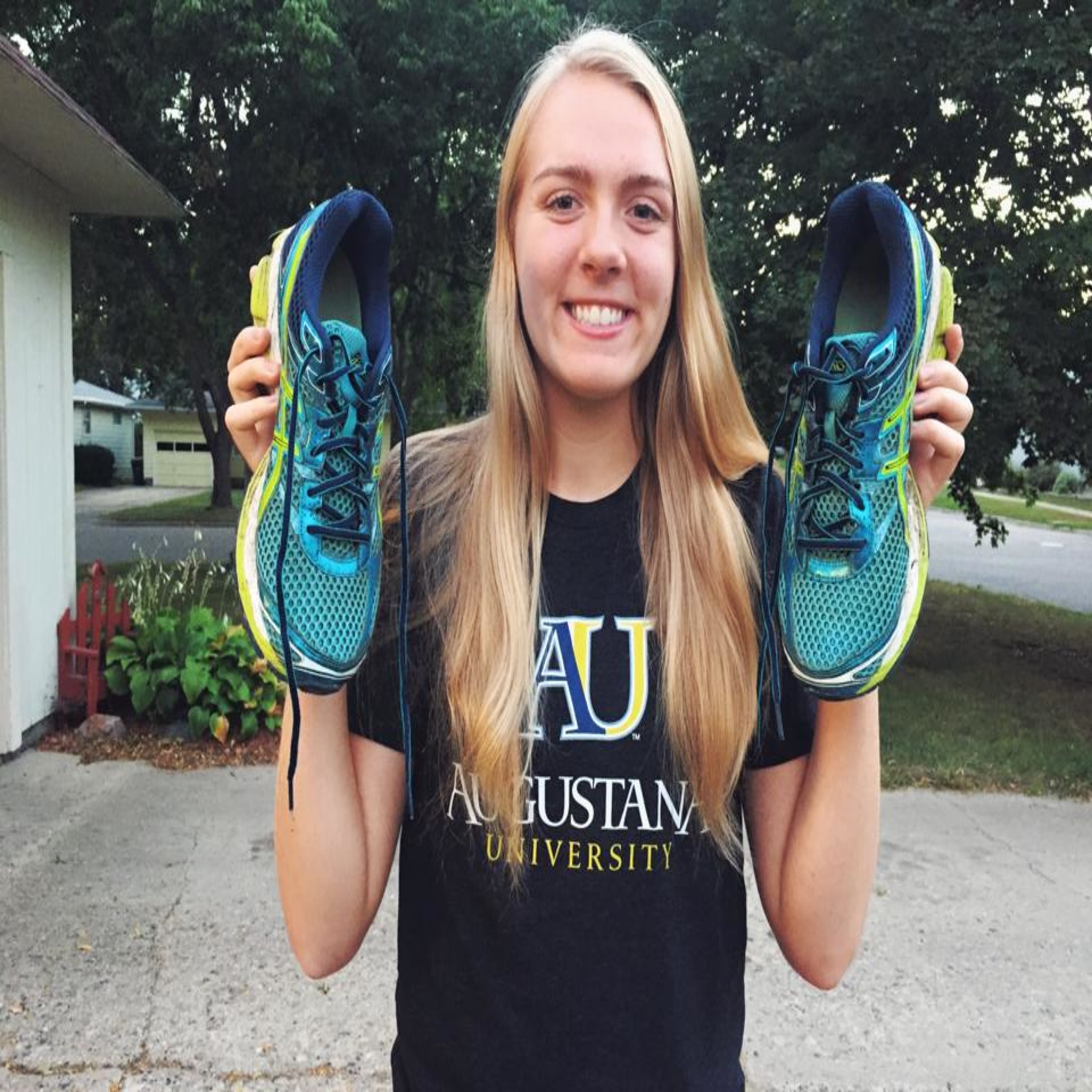 Strong Runner Chick Radio