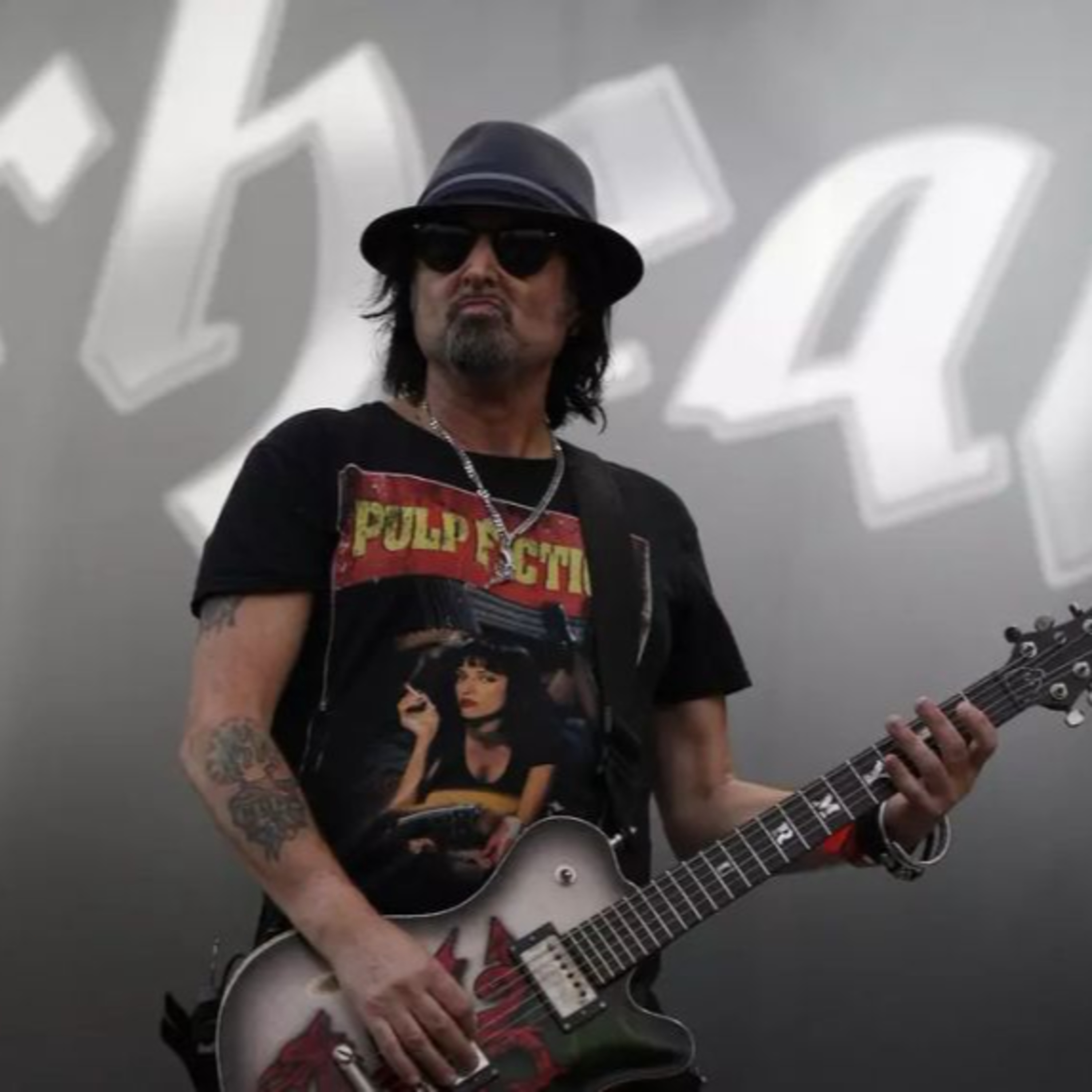 Ep. 1946: Motorhead Guitarist Phil Campbell Passed Away at 64 episode artwork