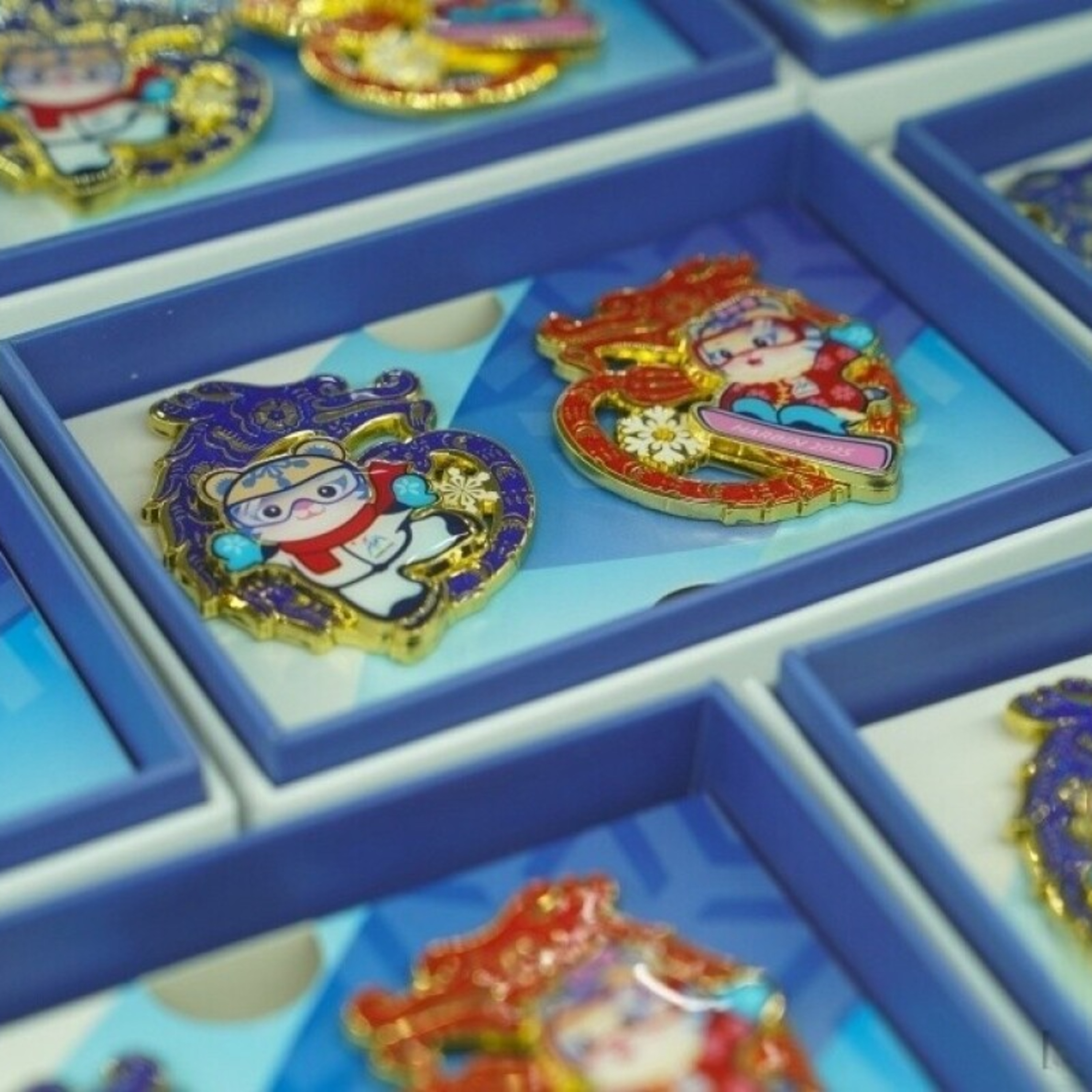 アジア冬季大会公式ライセンスグッズが人気に episode artwork
