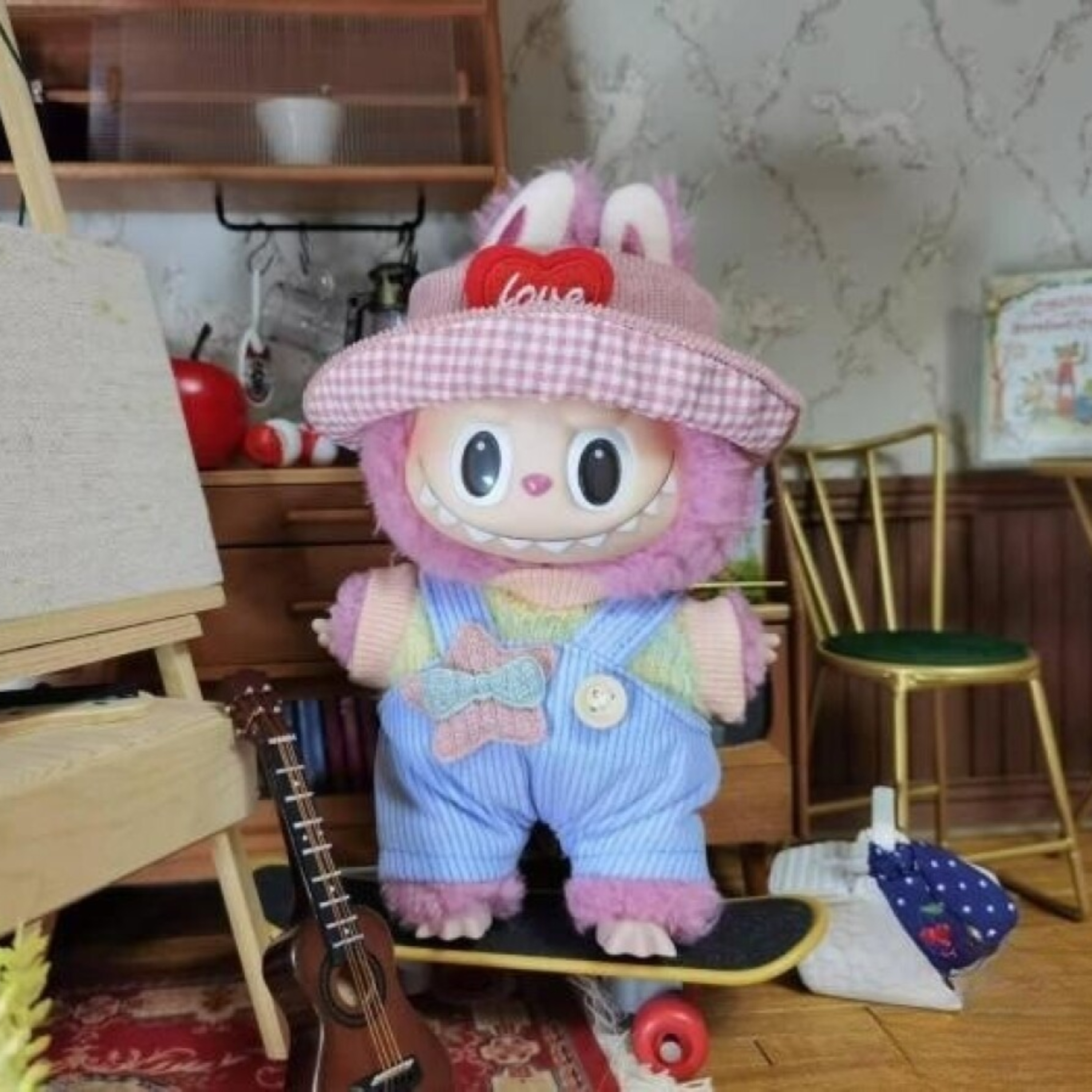 中国の人気キャラグッズ「LABUBU」の着せ替え用の服が新たなトレンドに episode artwork