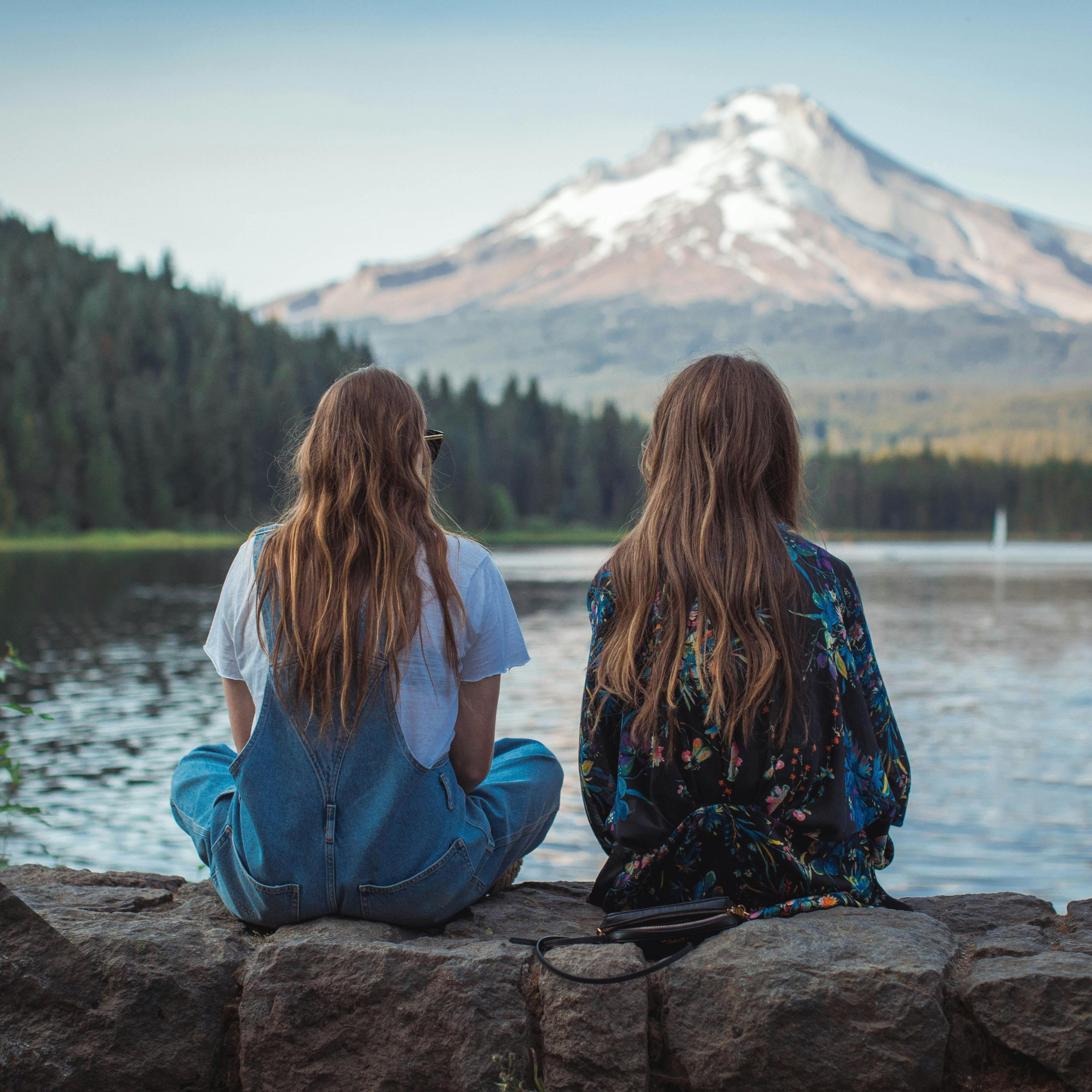 Podcast Literatur und Feuilleton – Folge 043: Female Friendships episode artwork