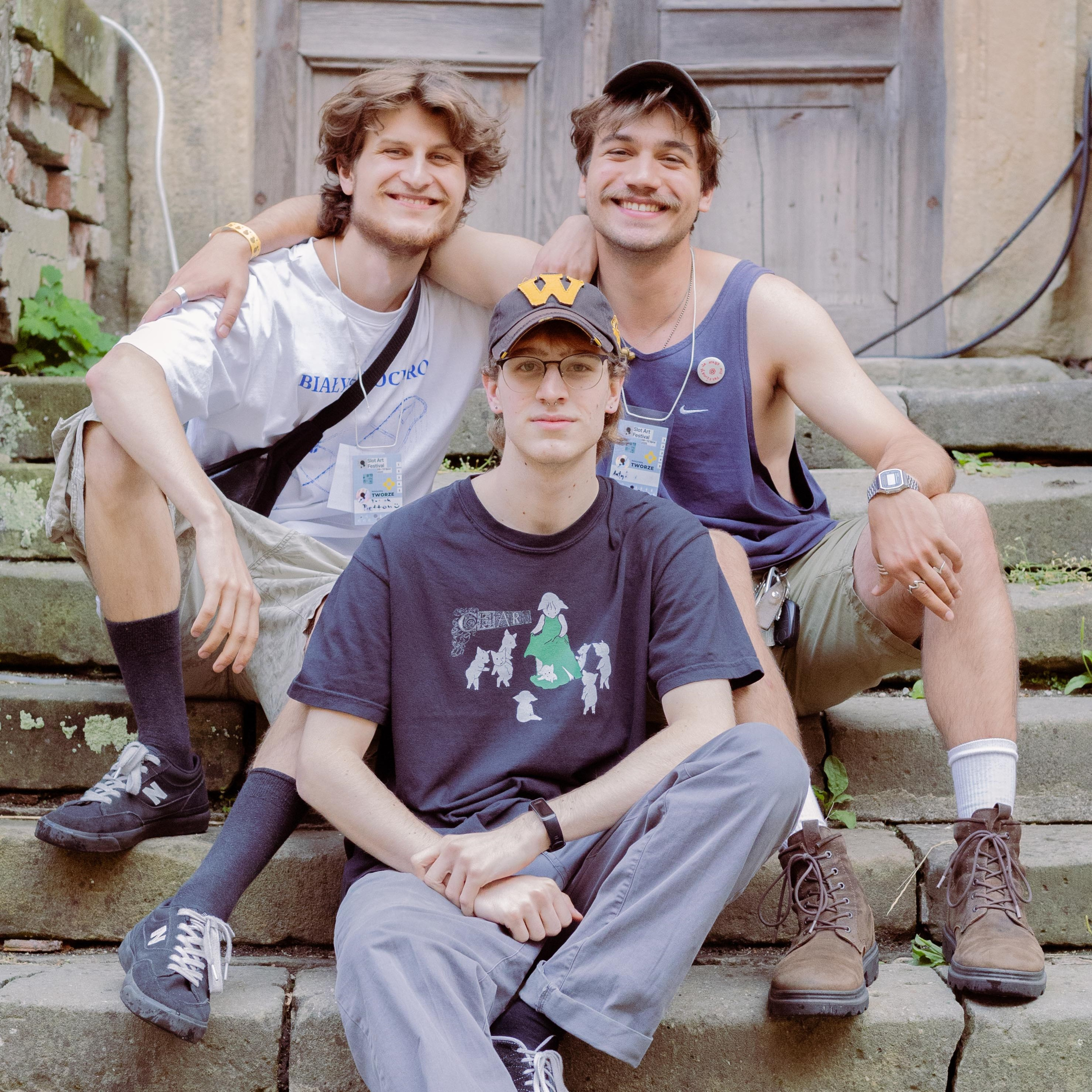 Beton w części procesu się miesza. O debiutanckim albumie, Betonie B20 i rapowaniu w różnych językach - rozmowa z zespołem Betton.