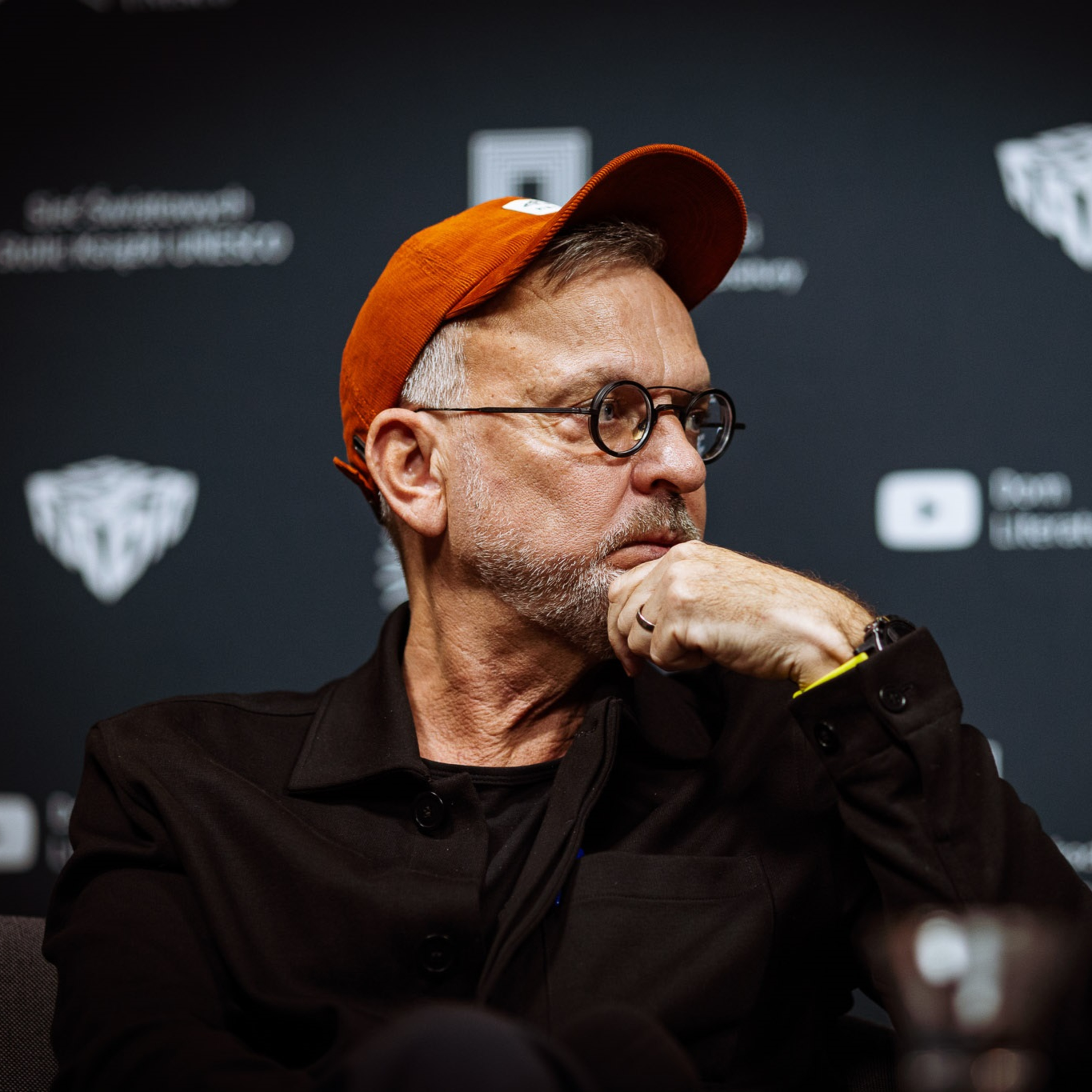 Środowiskiem naturalnym reportera jest mrok - rozmowa z Wojciechem Tochmanem