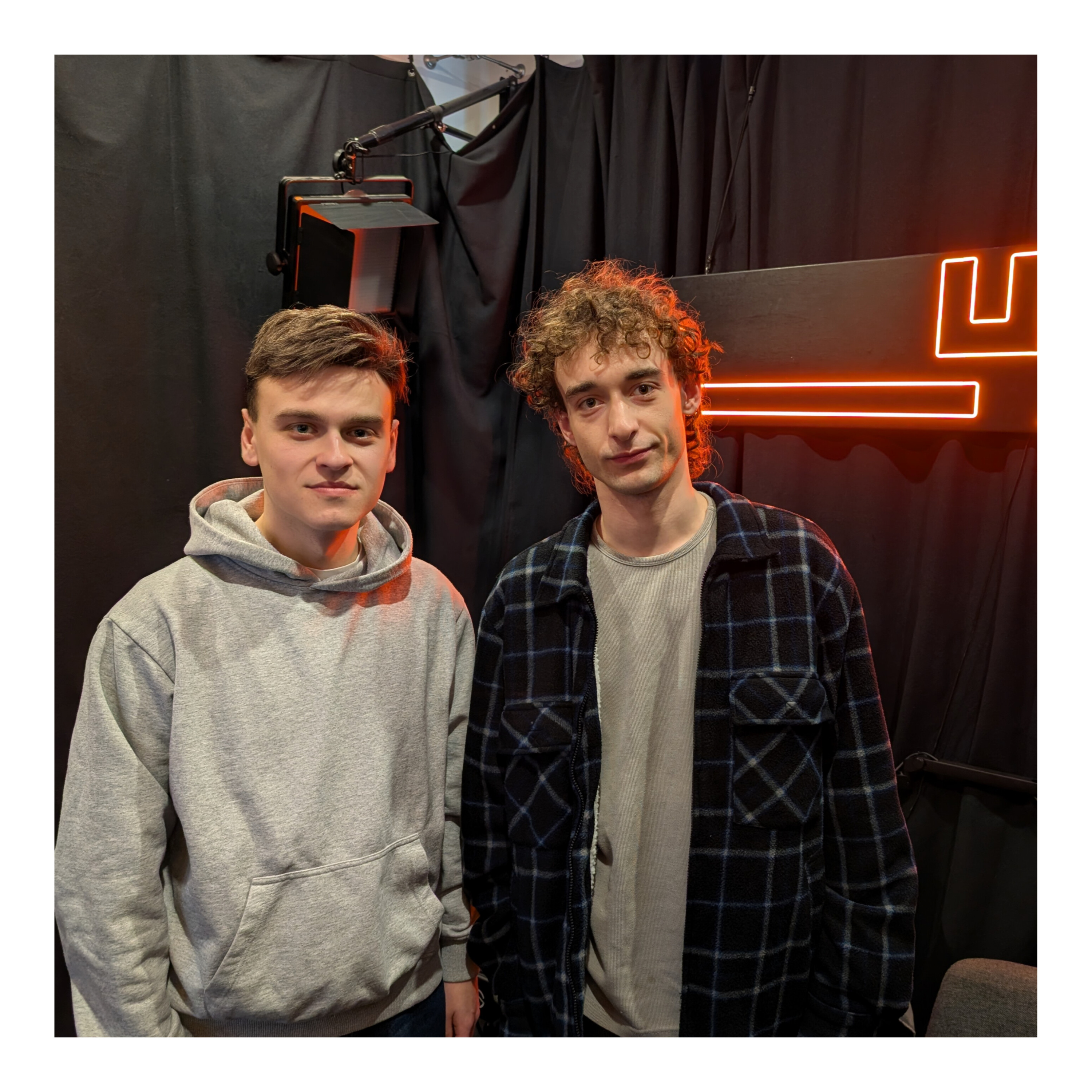 Aktywizm w czasach kryzysów - rozmowa z Patrykiem Gruszką.