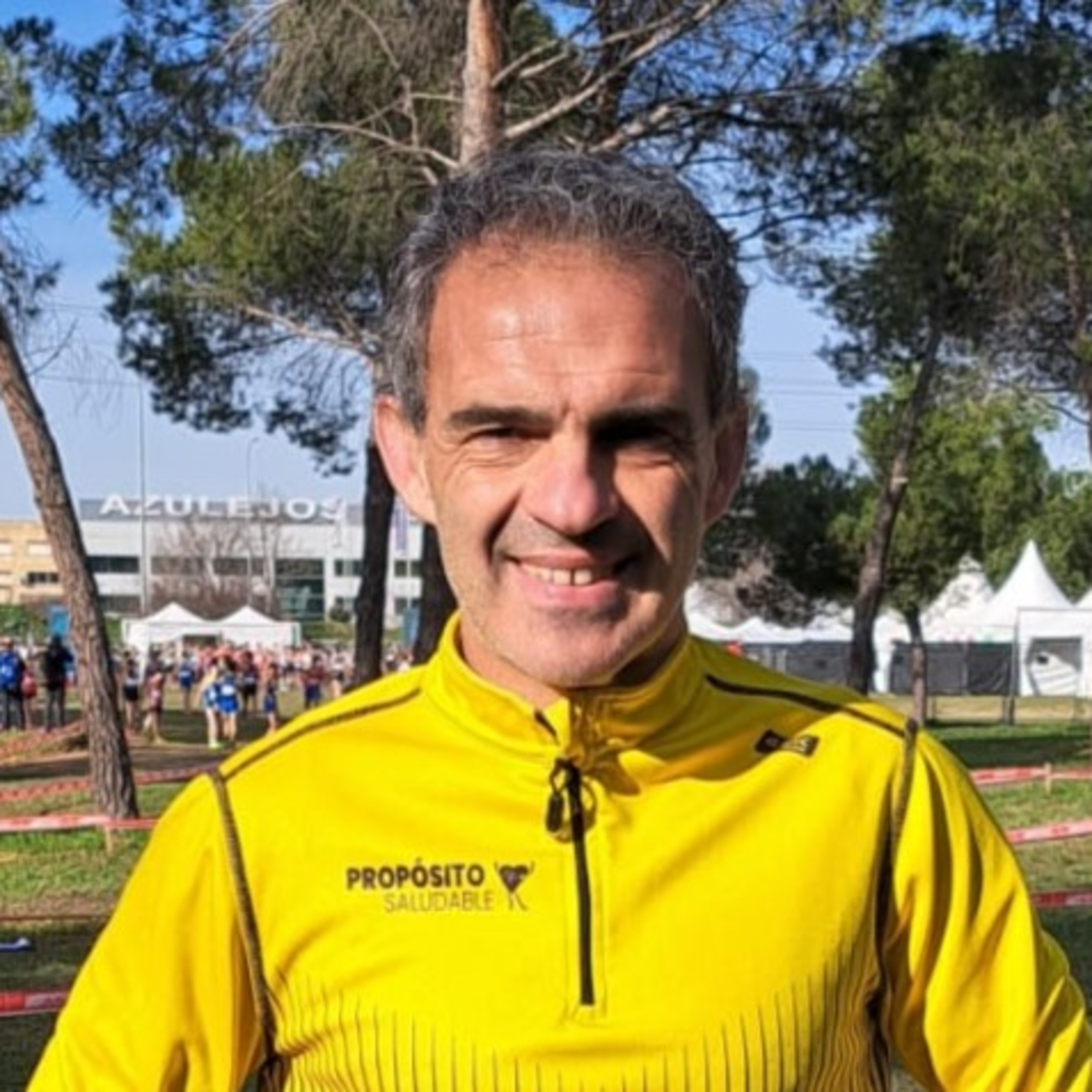 Episodio 264: ¿Quien esta detras del microfono en el podcast "Correr con Próposito"? episode artwork