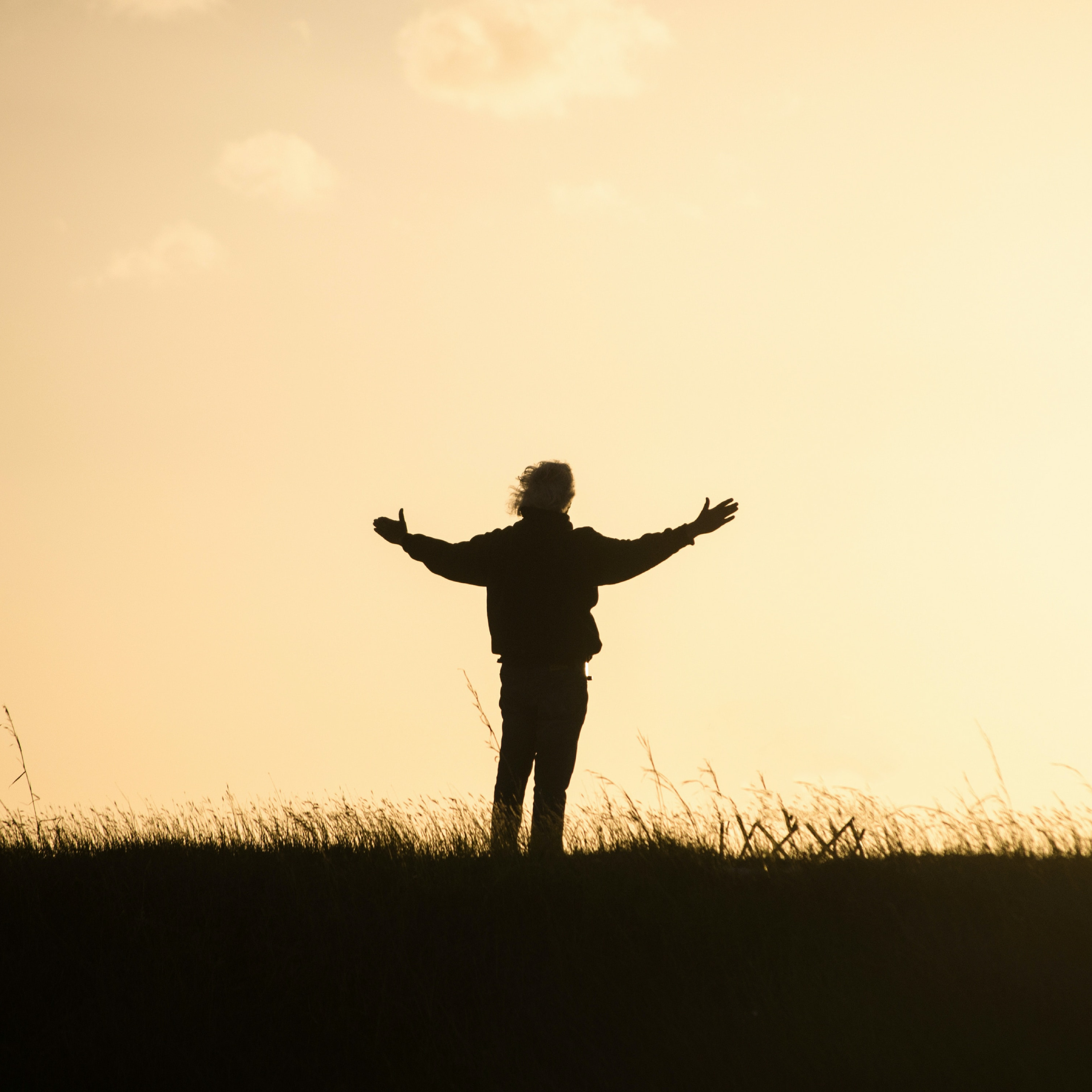 Living a Grateful Life: Connecting to God's Abundant Blessings episode artwork