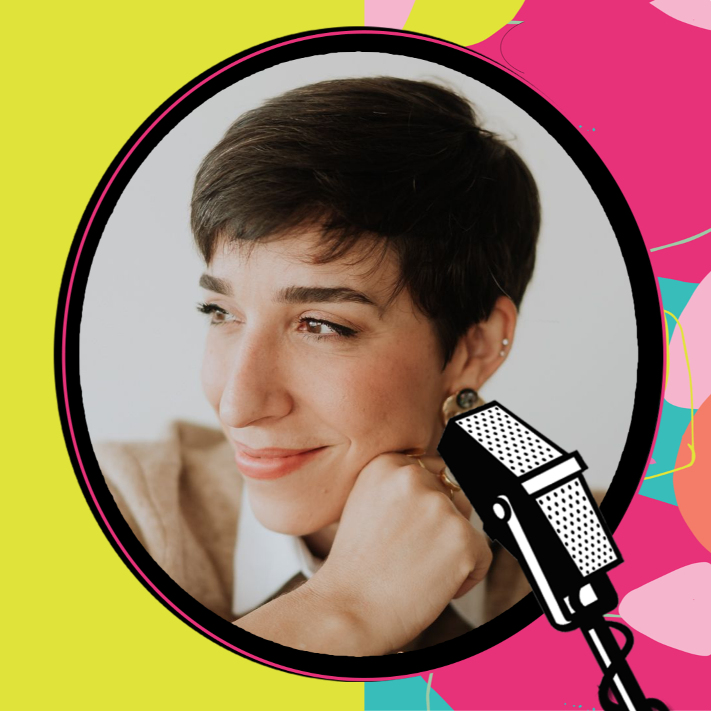 EVELYN REGLY | VACACAST