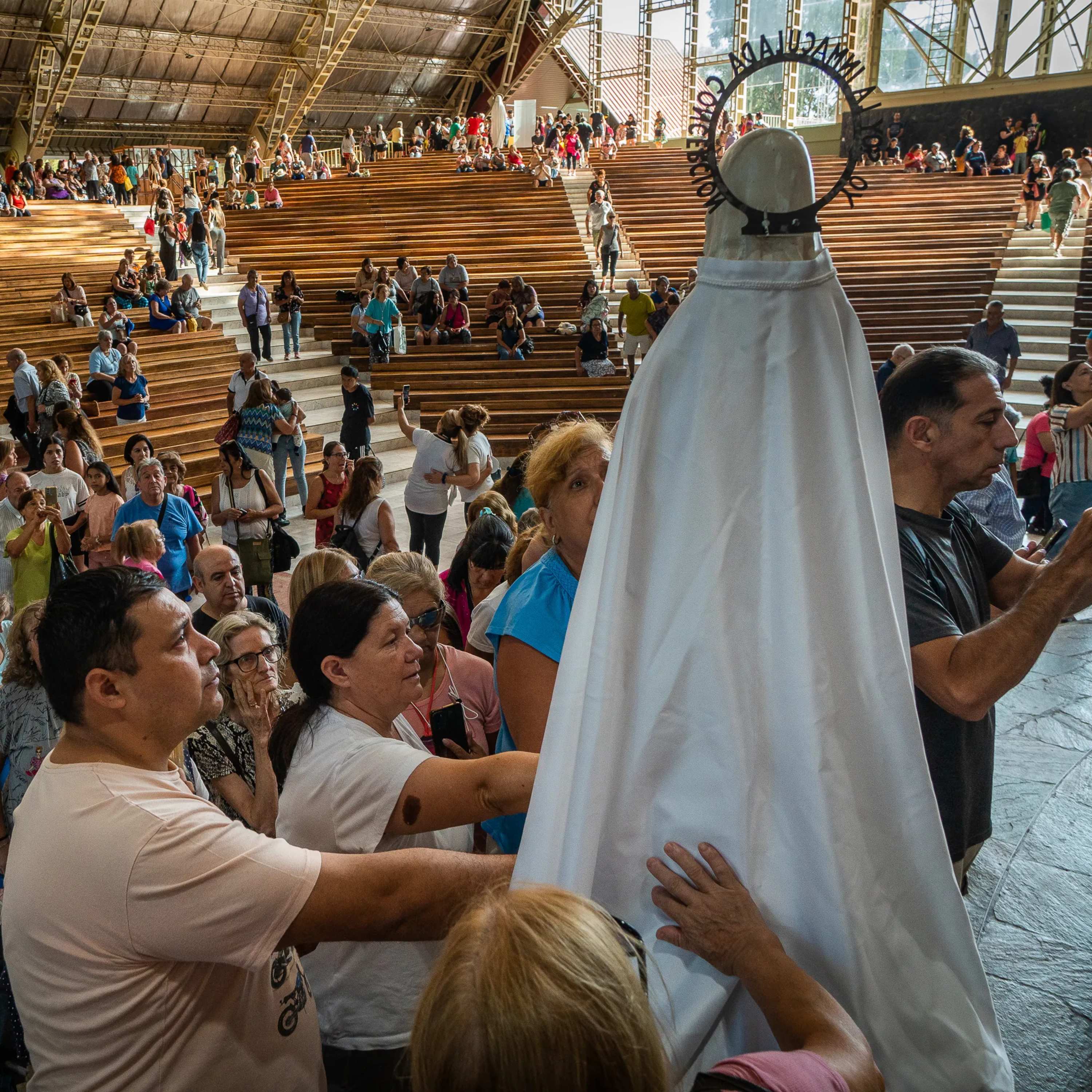 Procesión de la Virgen de Lourdes - Gustavo Carnero episode artwork