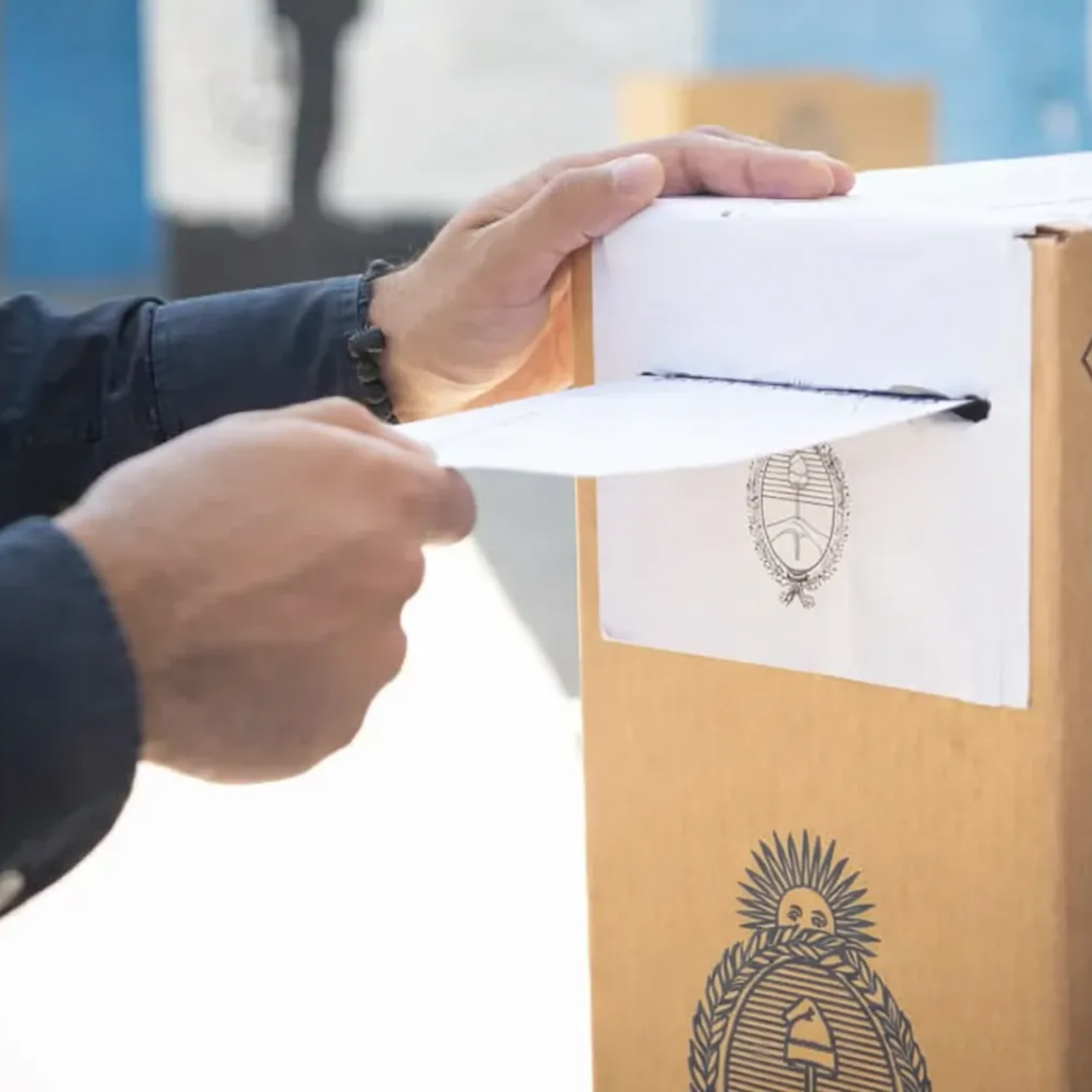 La participación electoral más baja desde 1983 - Facundo La Rosa episode artwork