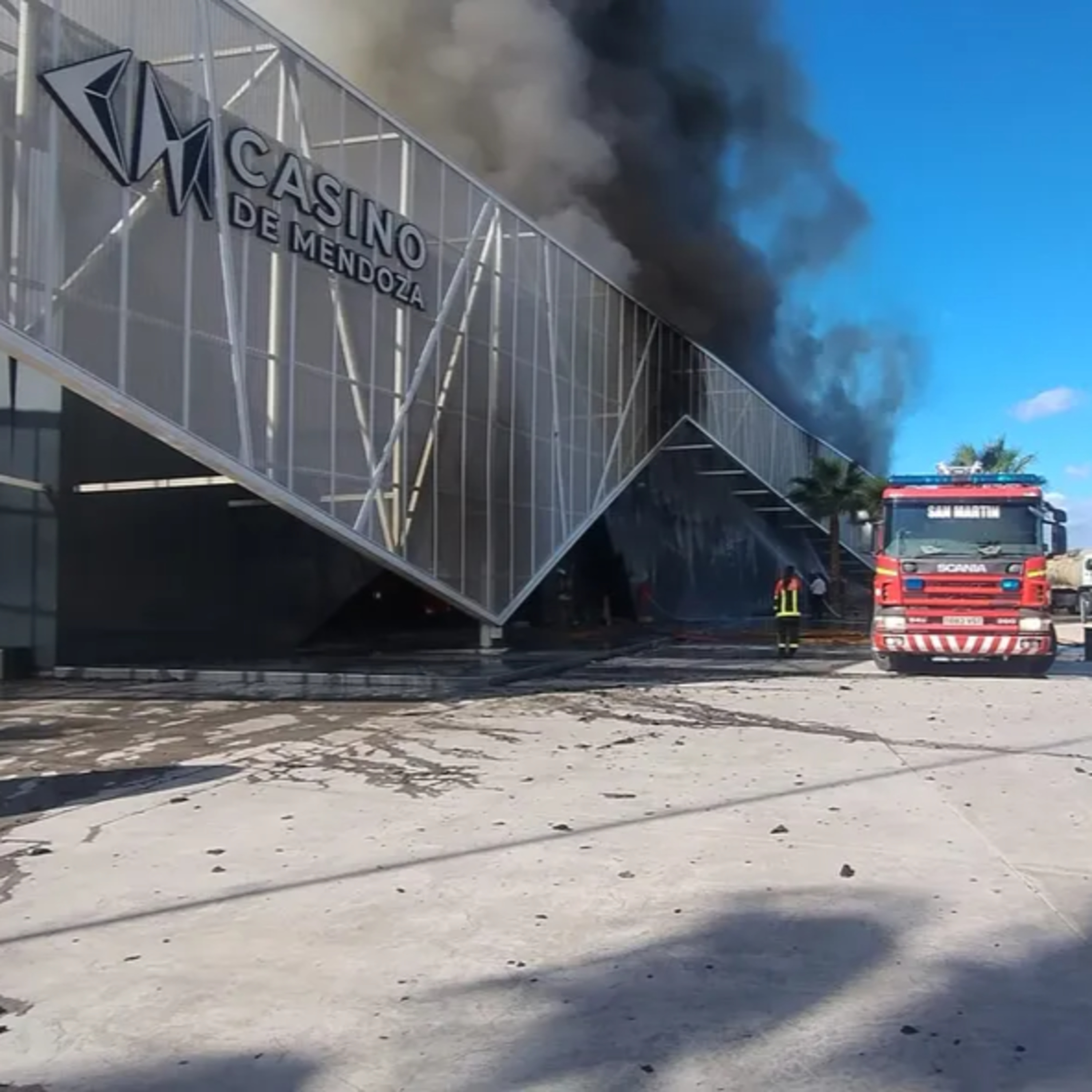 Incendio en el Casino de San Martín - María Rosa Albornoz episode artwork