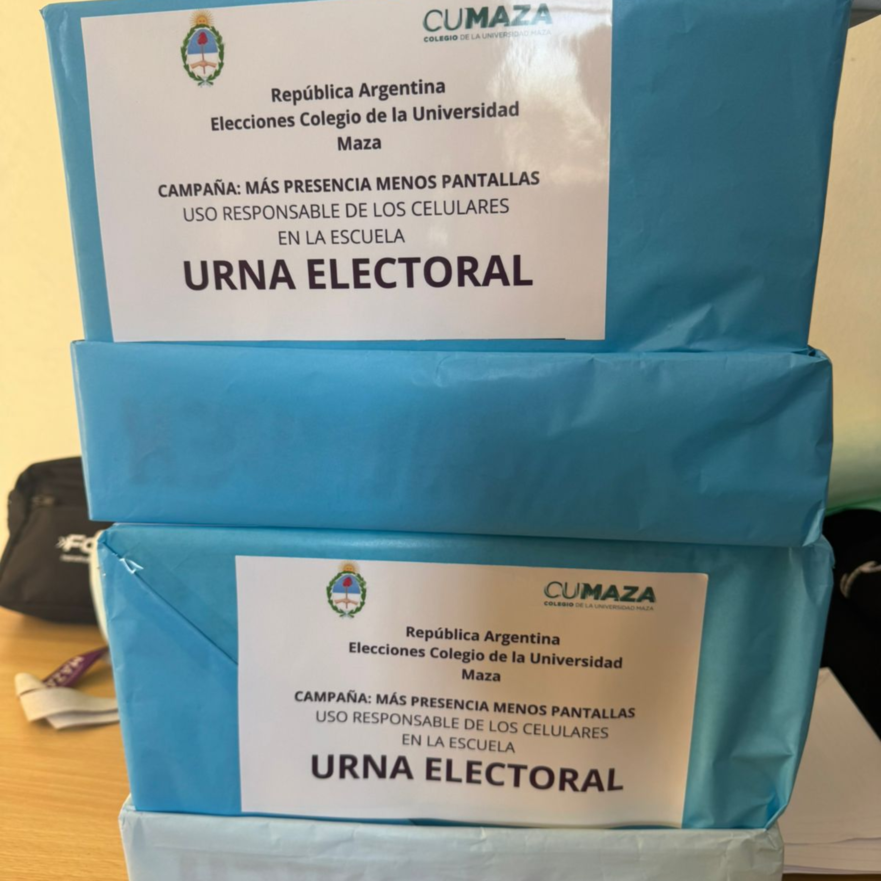 Votación por el uso de celulares en la Escuela Juan Agustín Maza - Móvil episode artwork