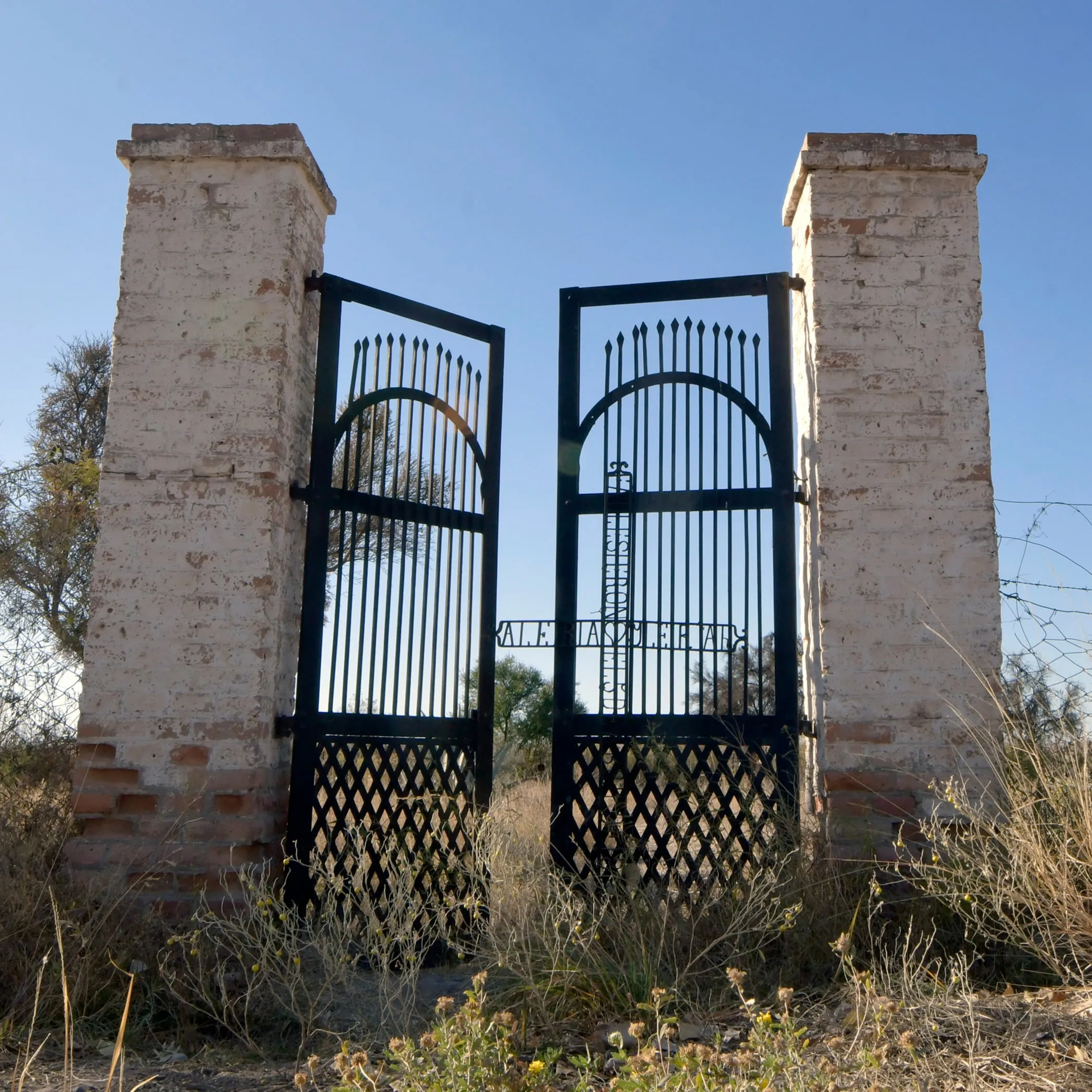 La Reducción, uno de los lugares más antiguos y misteriosos de Mendoza - Enrique Pfaab episode artwork