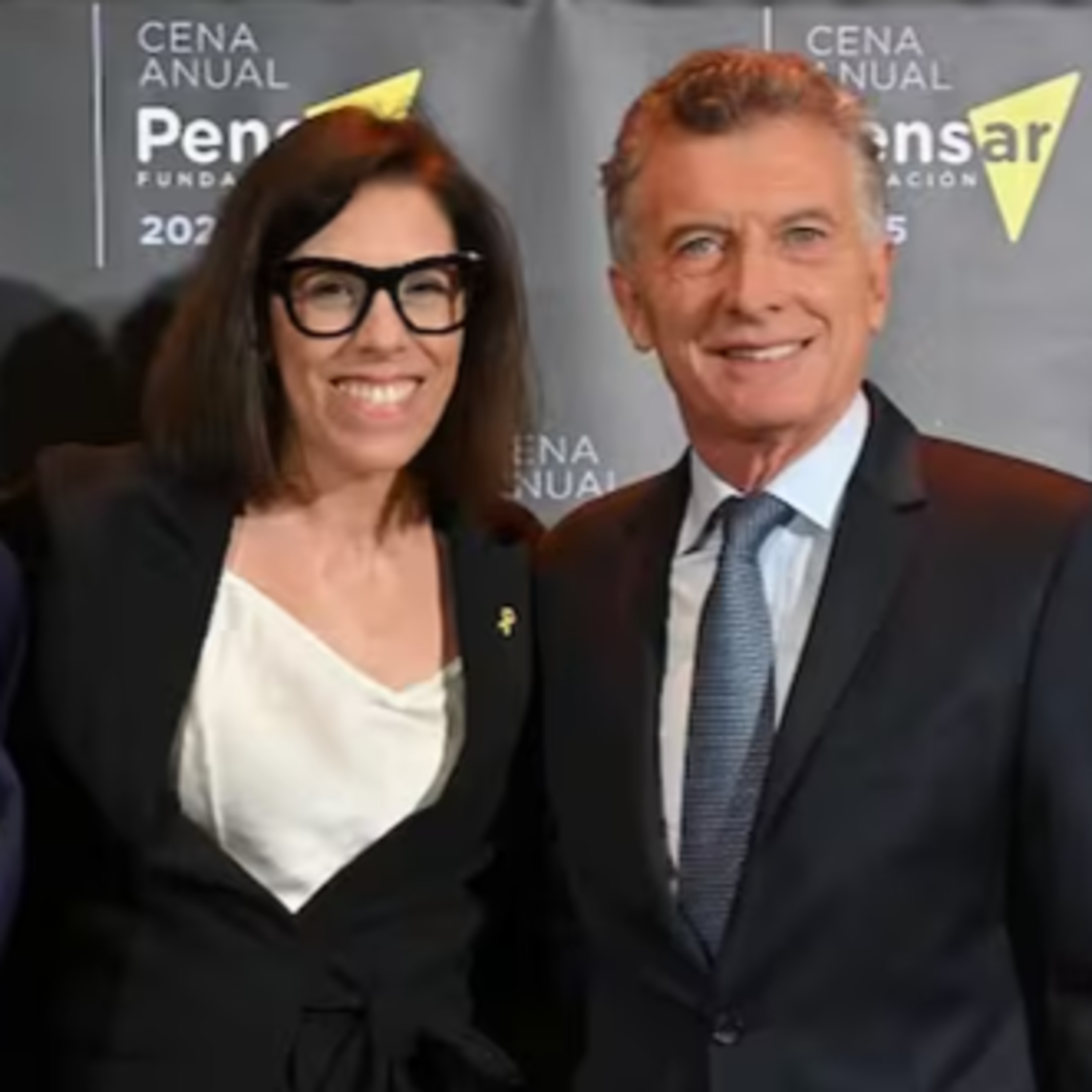 Mauricio Macri visita la provincia de Mendoza - Laura Alonso episode artwork