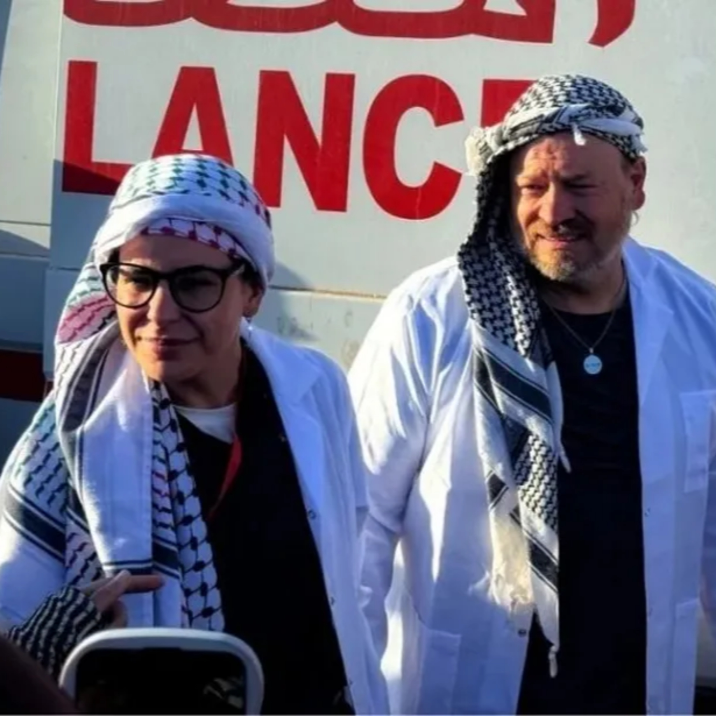 Luego de 11 días de detención, los mendocinos que llevaban ayuda a Gaza hablaron con sus familias - Nora Otin  episode artwork