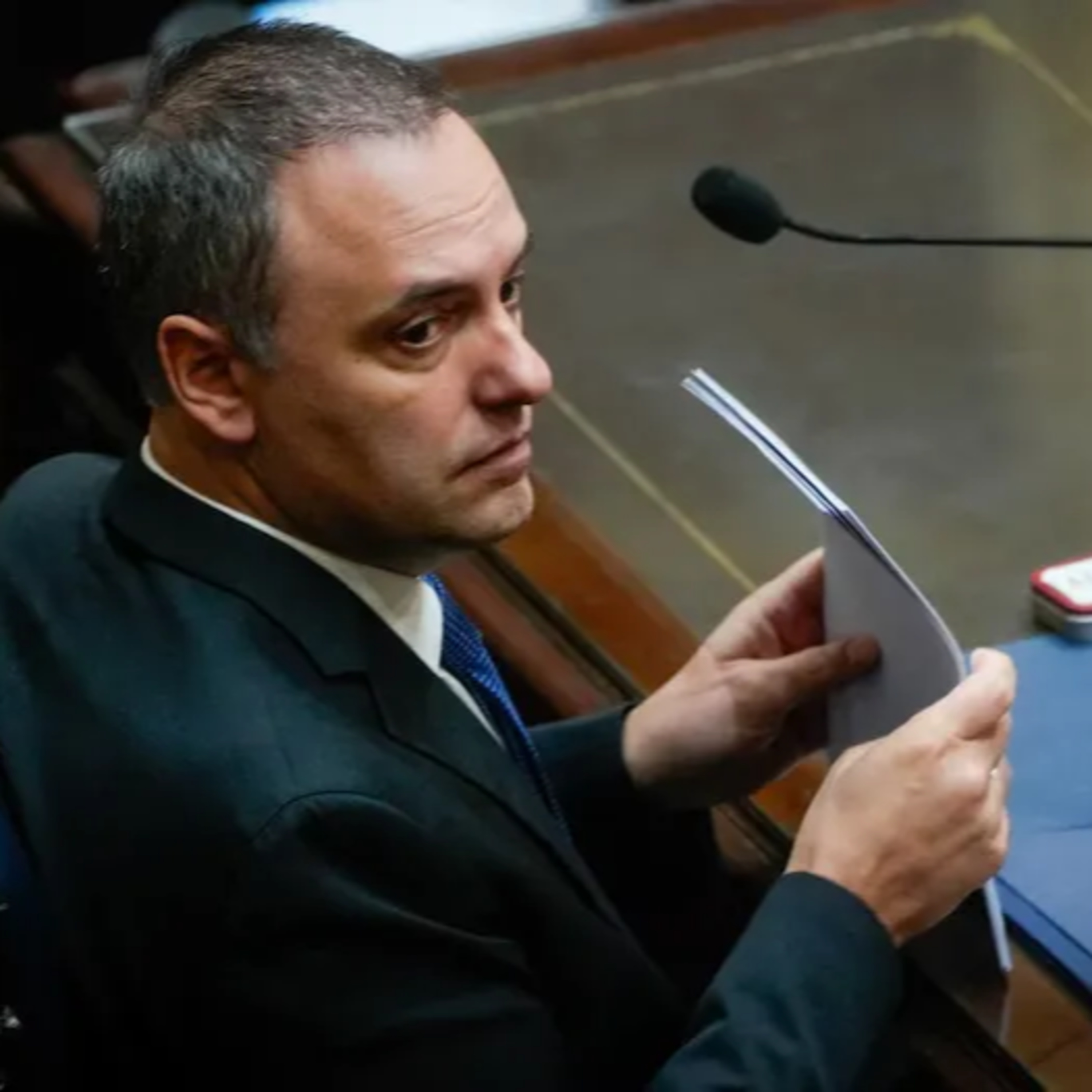 Moción de censura: cómo funciona el mecanismo con que buscan desplazar a Manuel Adorni - Felix Lonigro  episode artwork