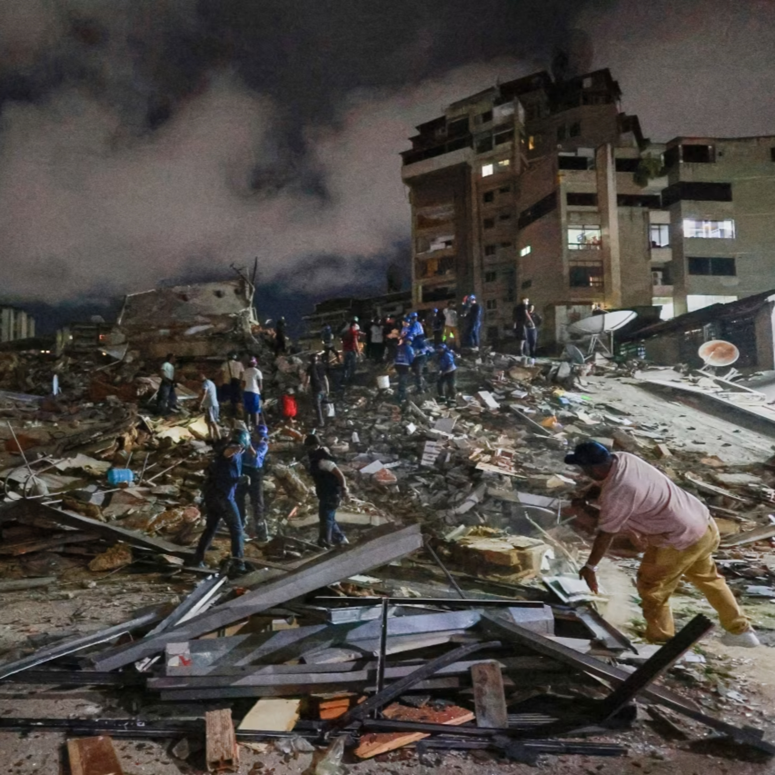 Más de 5000 heridos por los terremotos en Venezuela - Tony Hidalgo episode artwork