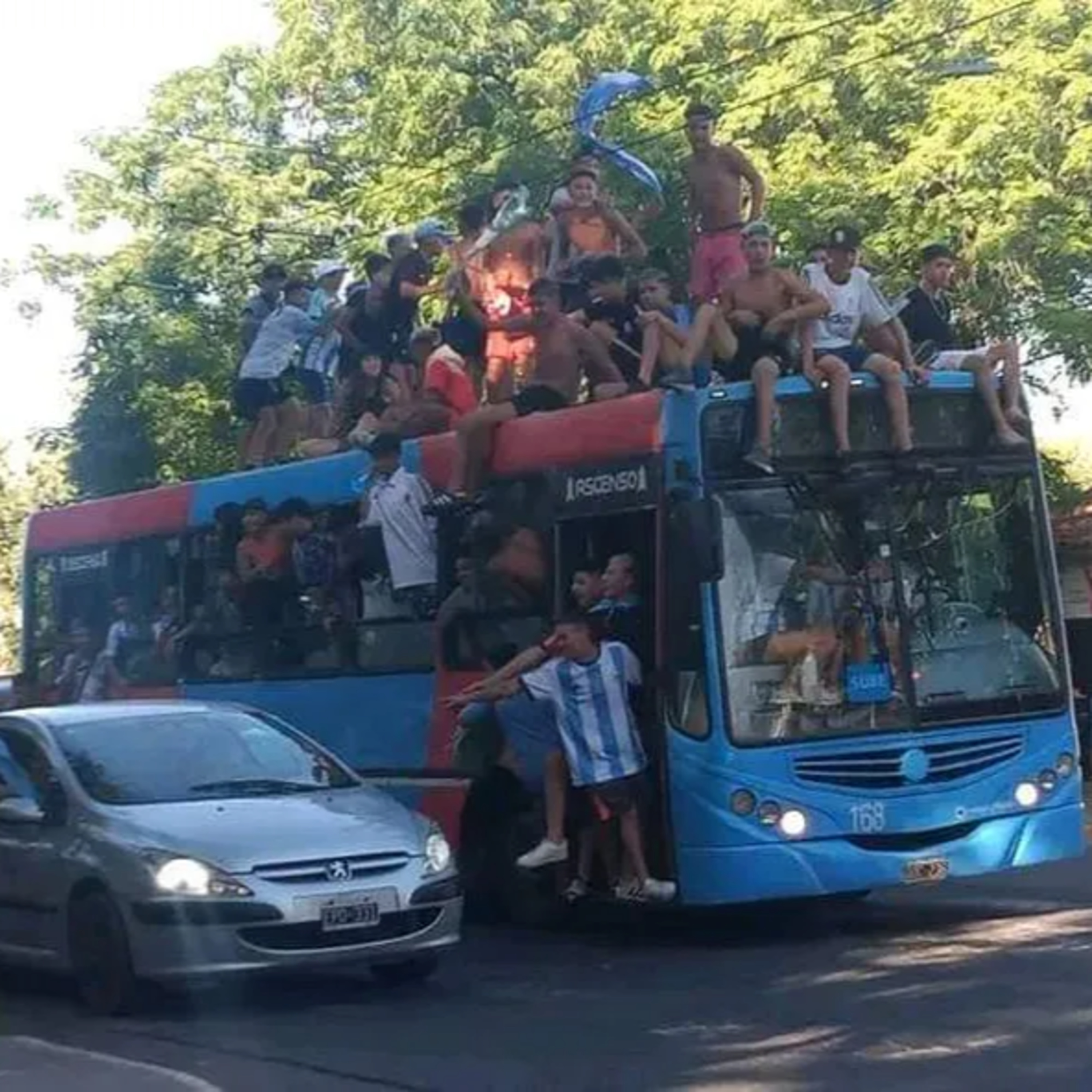 Semifinal de Argentina: Funcionamiento del servicio de transporte - José Mica episode artwork