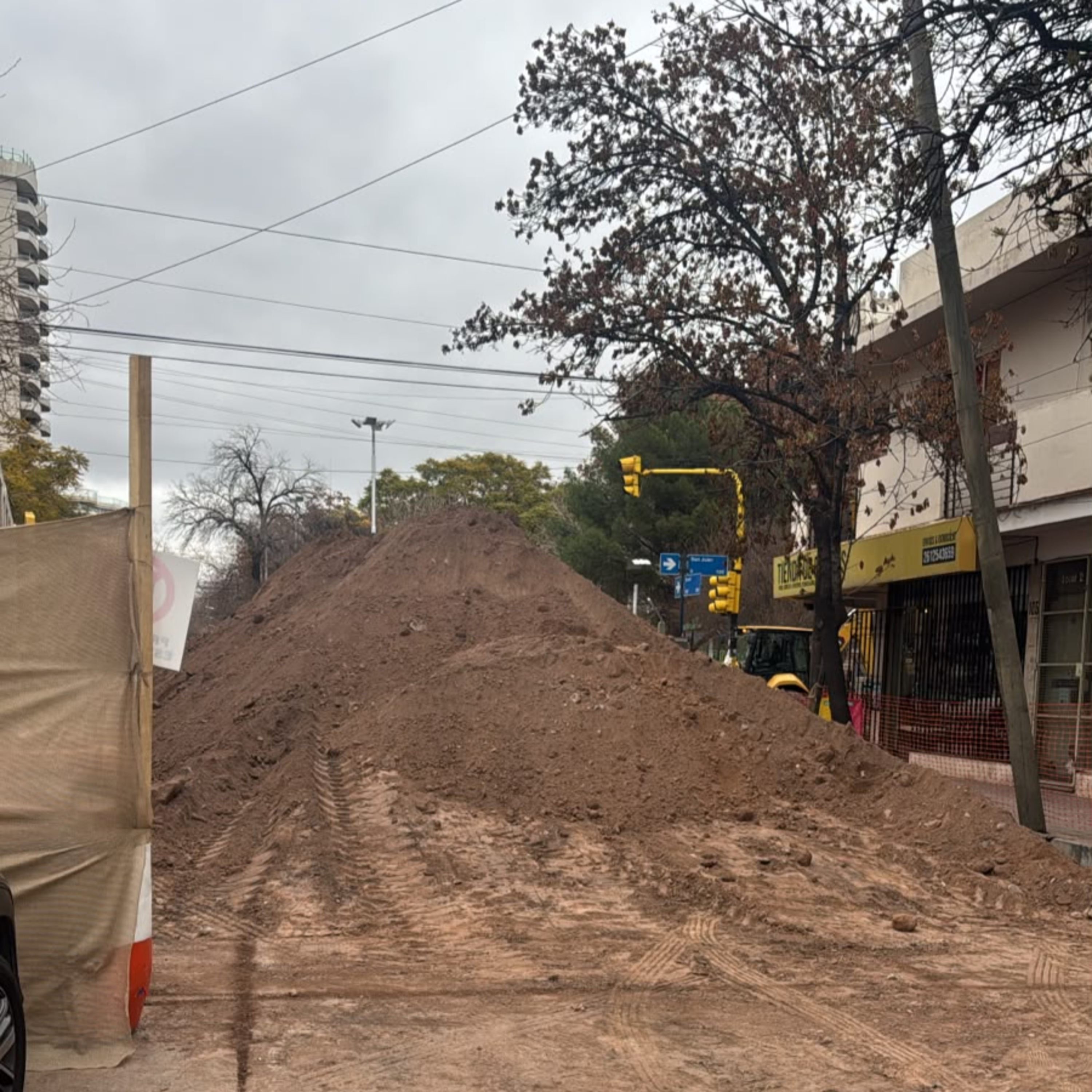 Comerciantes afectados por las obras de calle Yrigoyen - Nimsi Franciscangeli  episode artwork