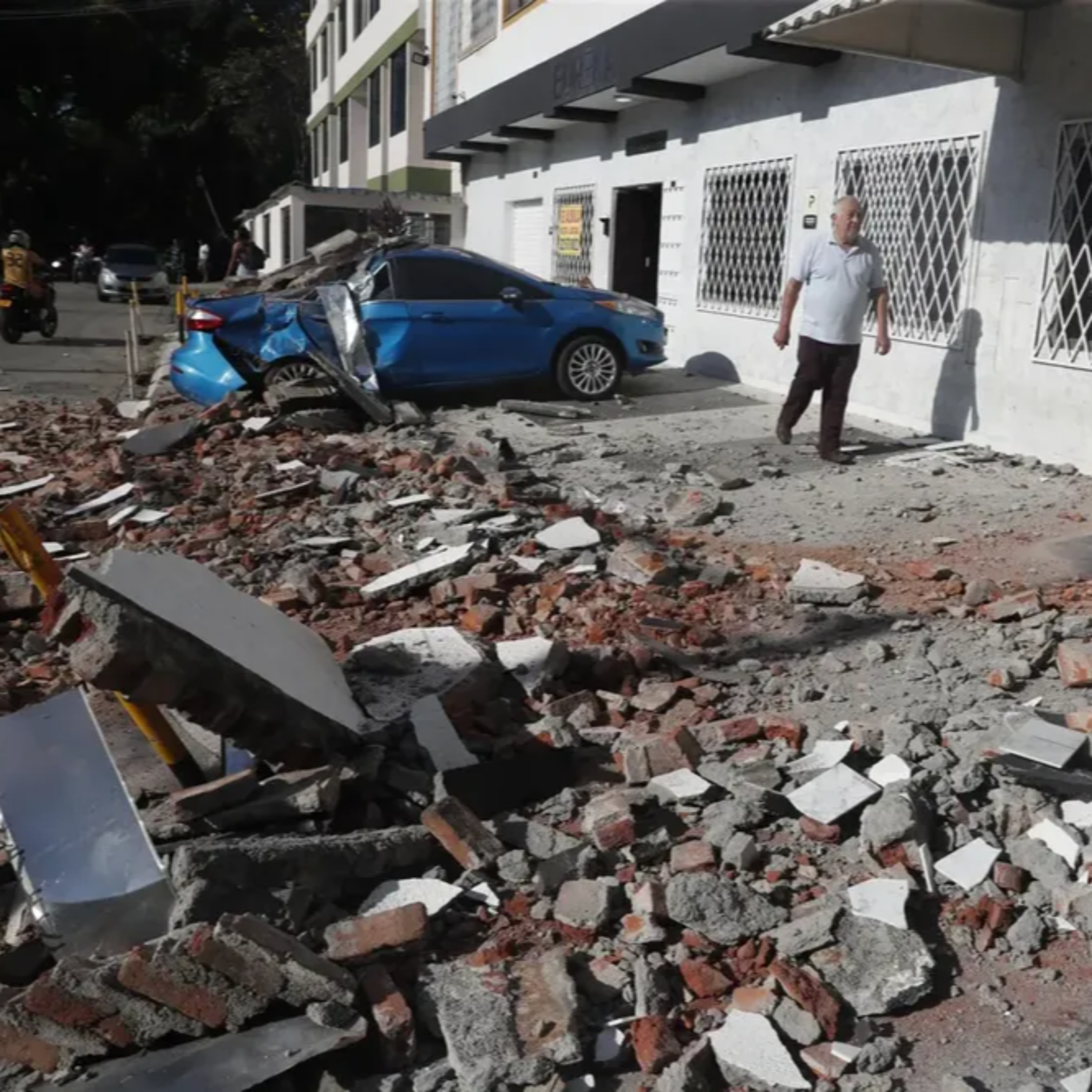 Terremoto en Colombia, mas de 20 muertos y cientos de heridos - Alejandro Villegas episode artwork