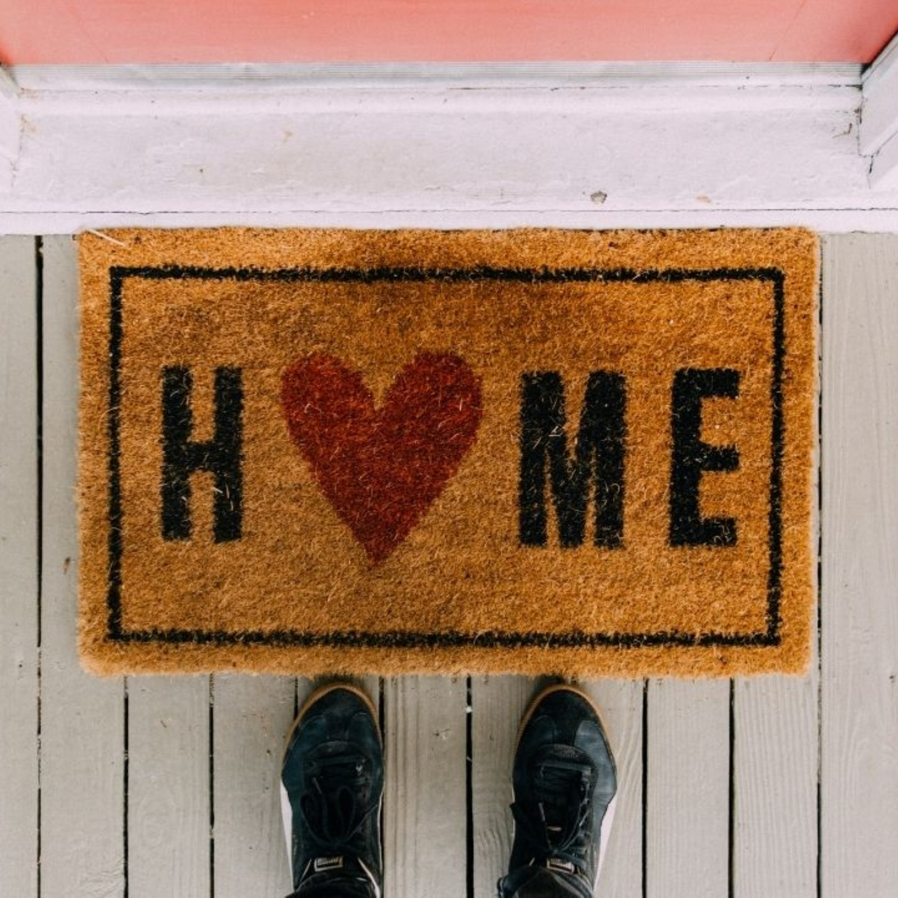 Creating Your Peaceful & Clutter-Free Home (Q&A) episode artwork