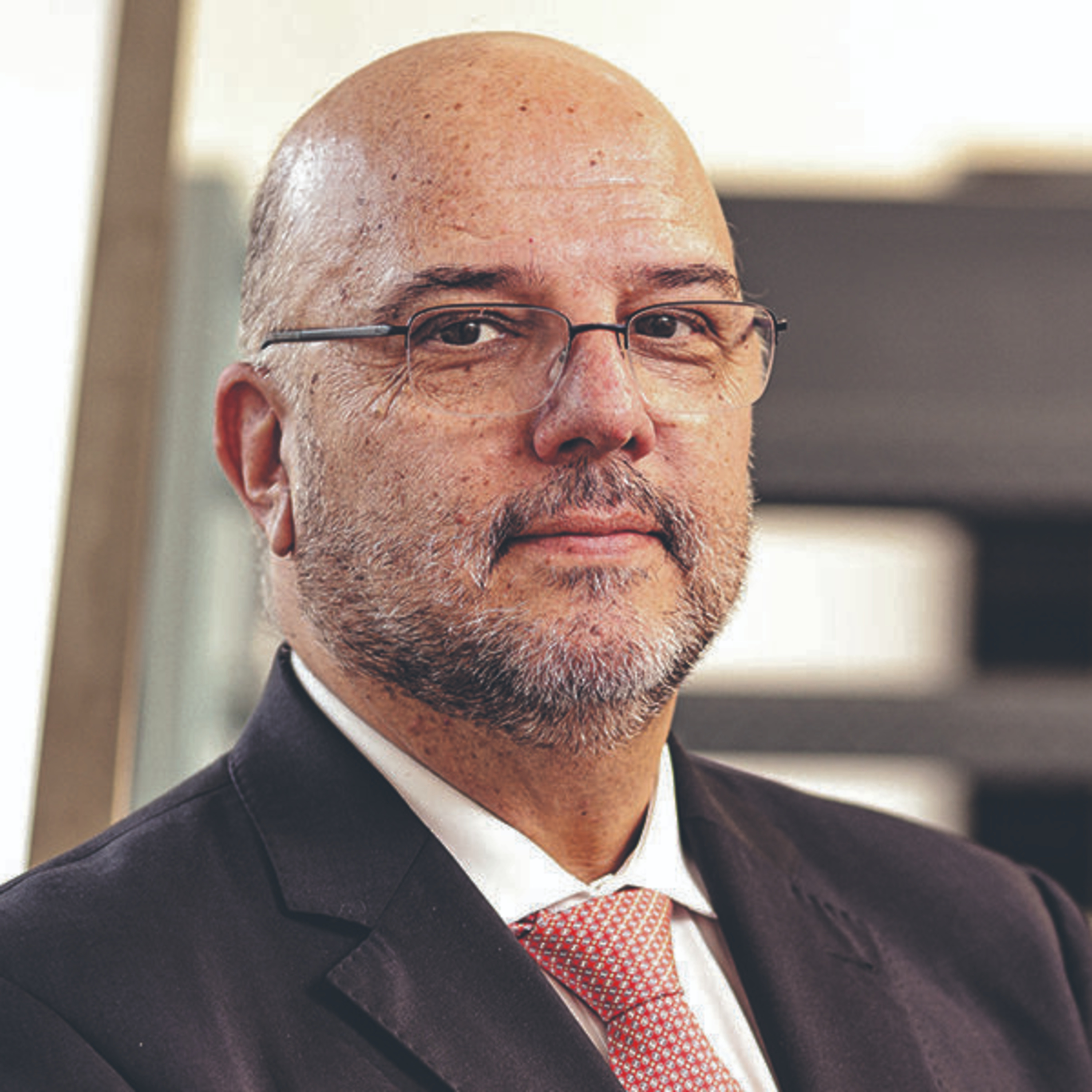 Manuel Gil Antunes: “É muito importante inovar e investir em novas soluções de eficiência energética” episode artwork